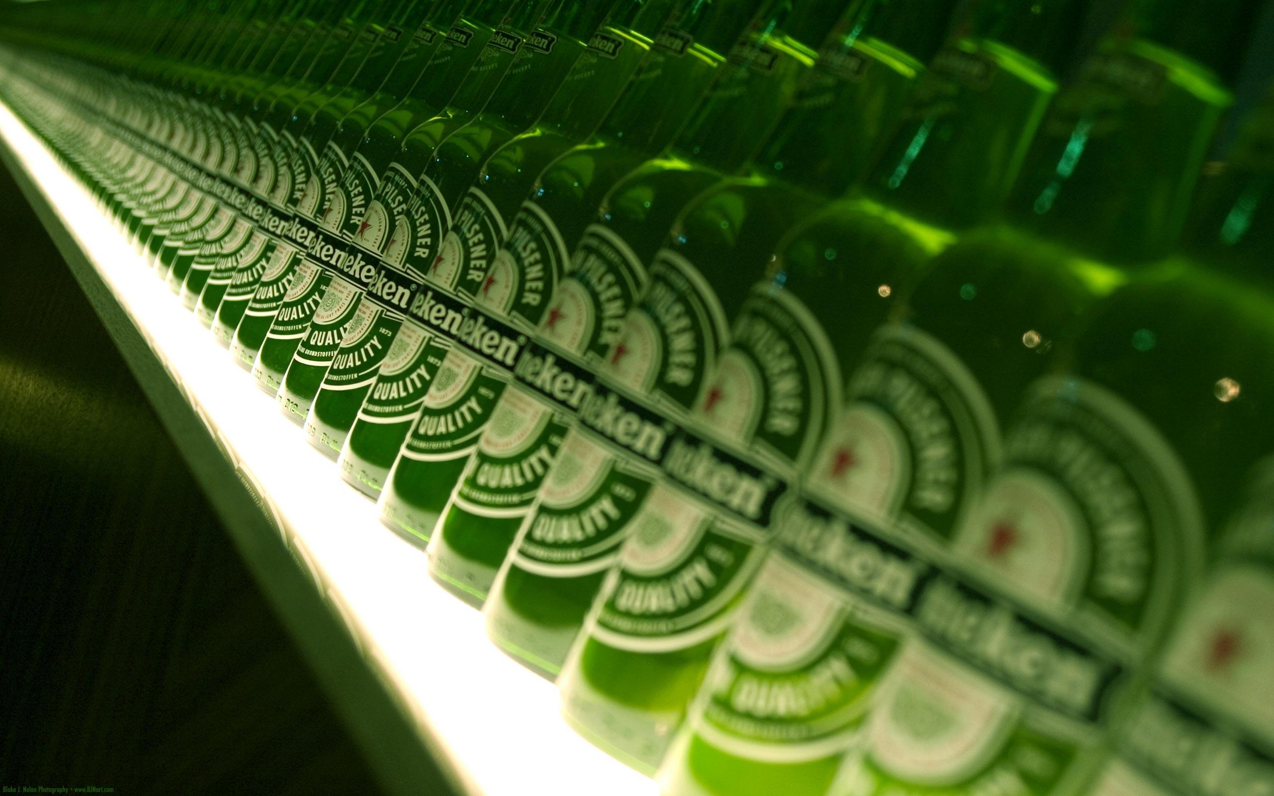 2560x1600 Heineken Wallpaperx1600