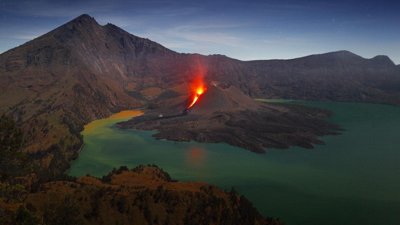 1366x768 Free download Bing Image Rinjani Volcano Mount Rinjani
