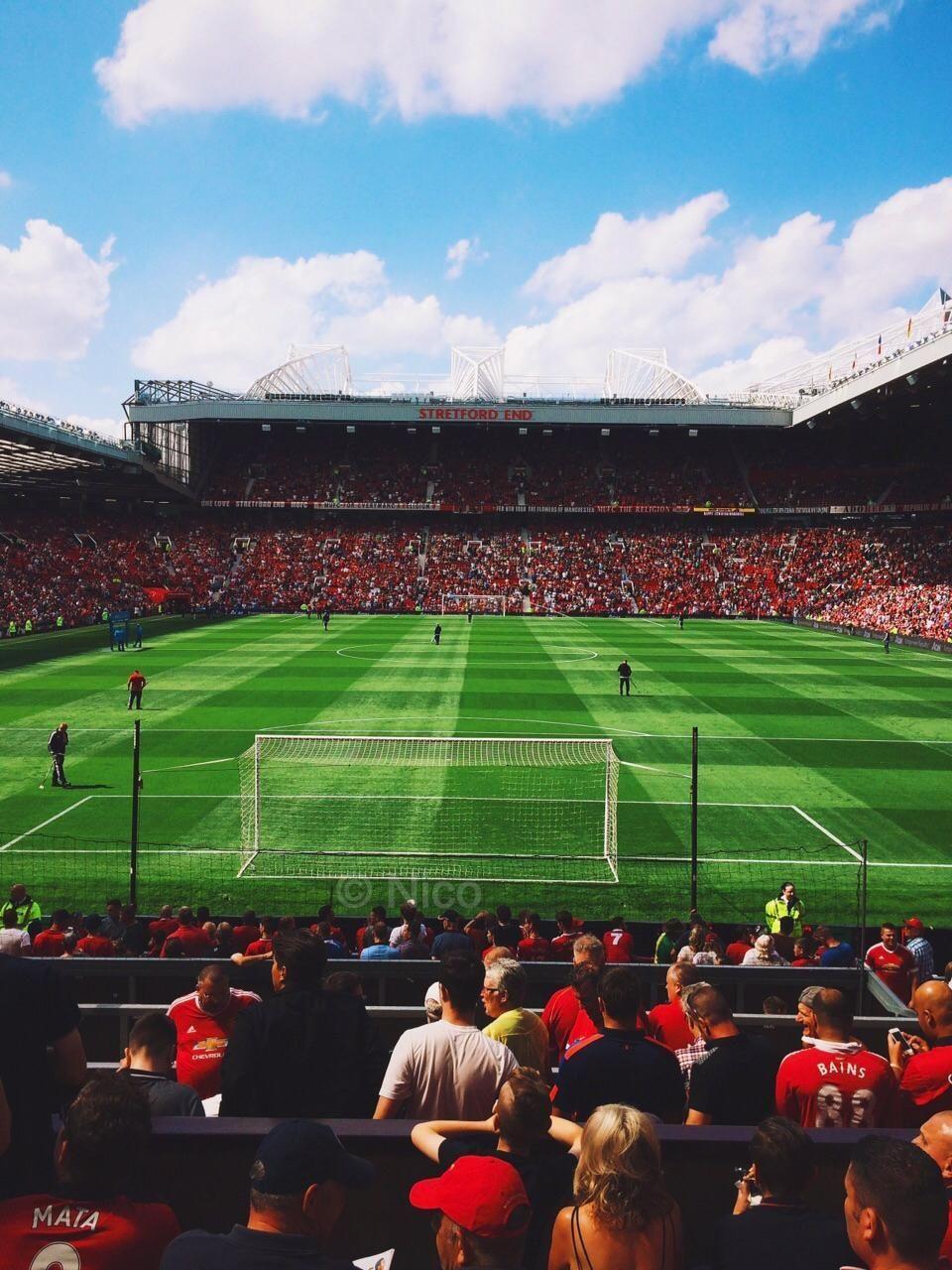 Old Trafford iPhone Wallpapers - Top Free Old Trafford iPhone Backgrounds -  WallpaperAccess