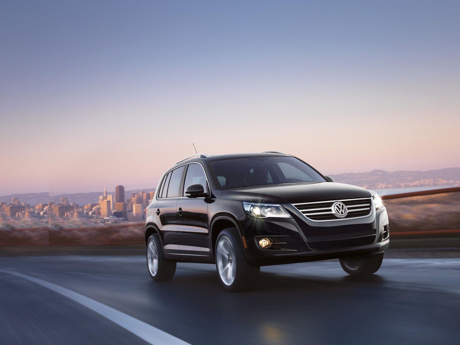 1600x1200 Volkswagen Tiguan (VW) Review, Ratings, Specs, Prices
