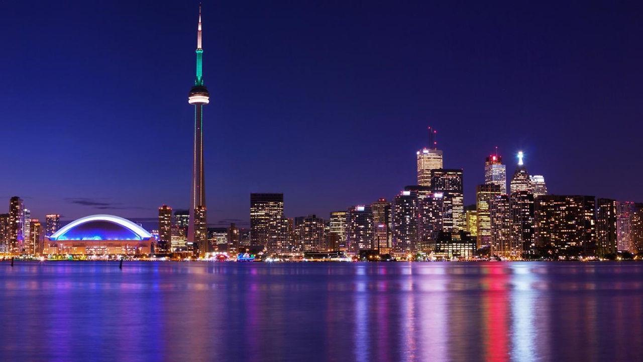 CN Tower Wallpapers - Top Free CN Tower Backgrounds - WallpaperAccess