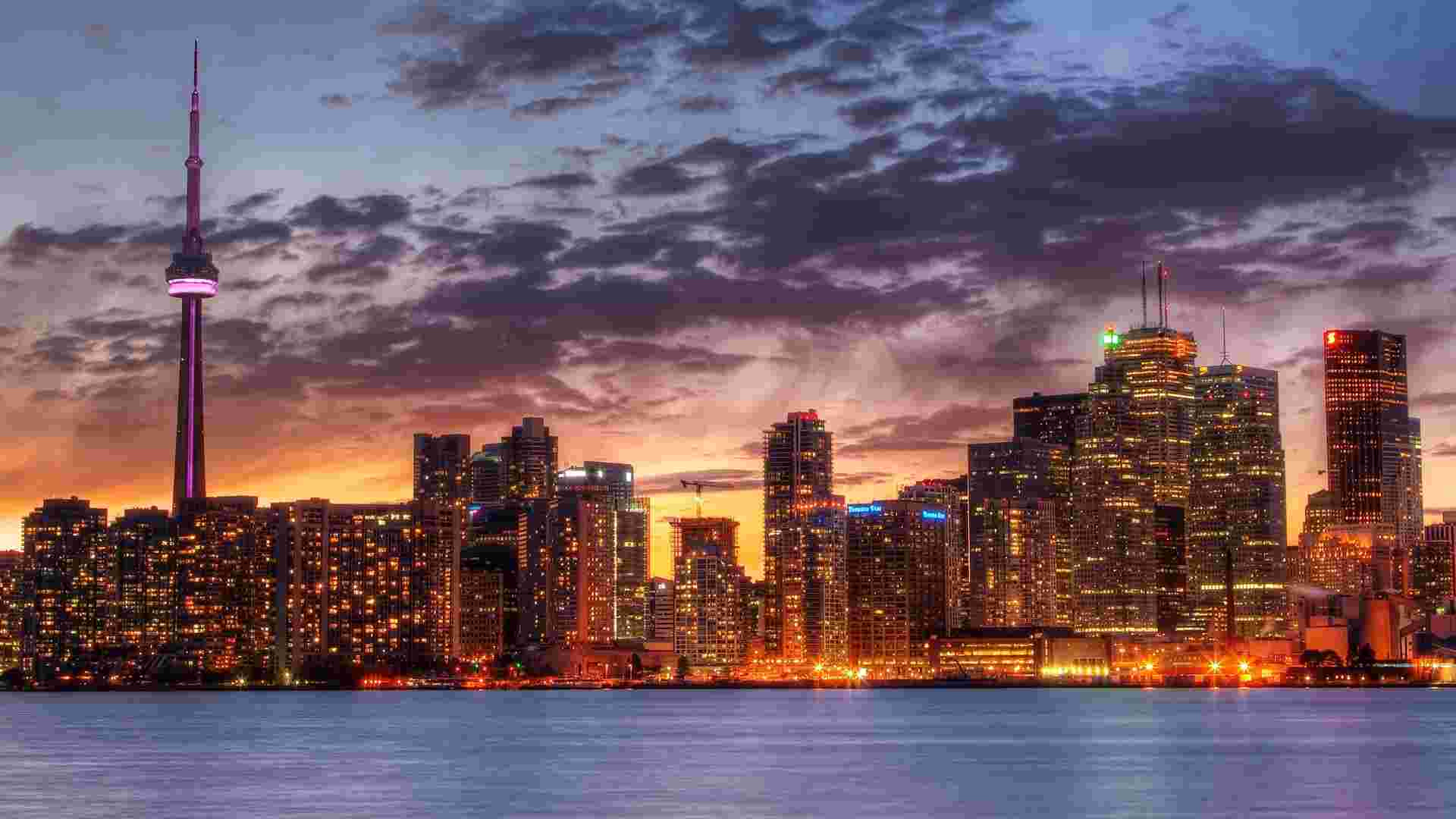 1920x1080 CN Tower Wallpaper
