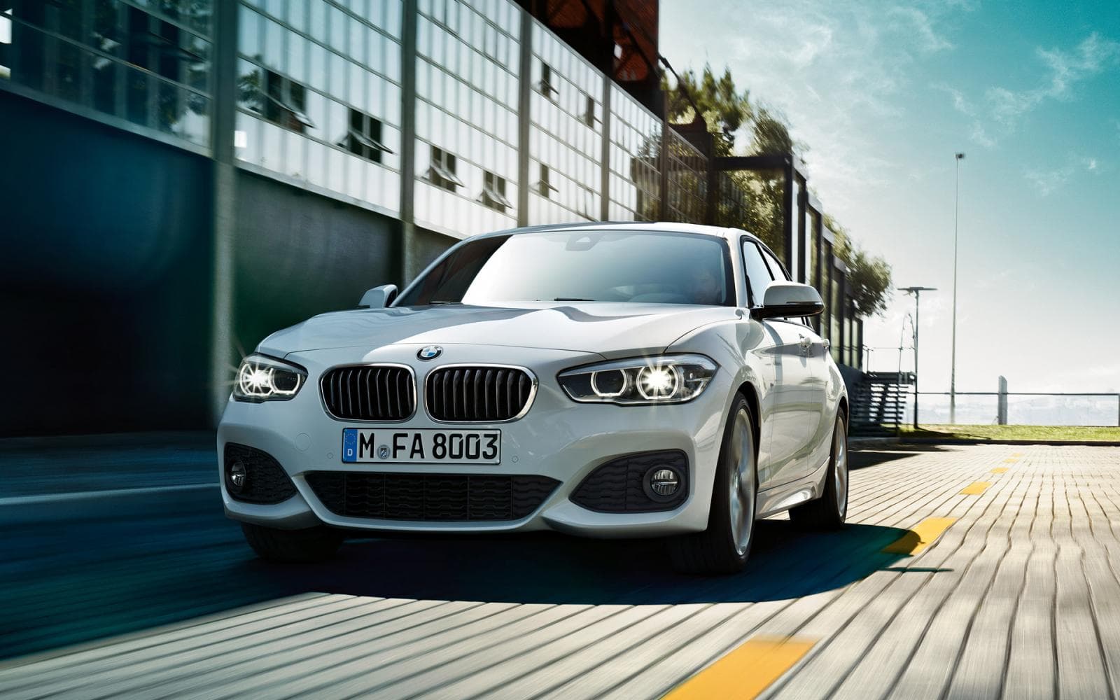 1600x1000 BMW 1 Series wallpaper, free download