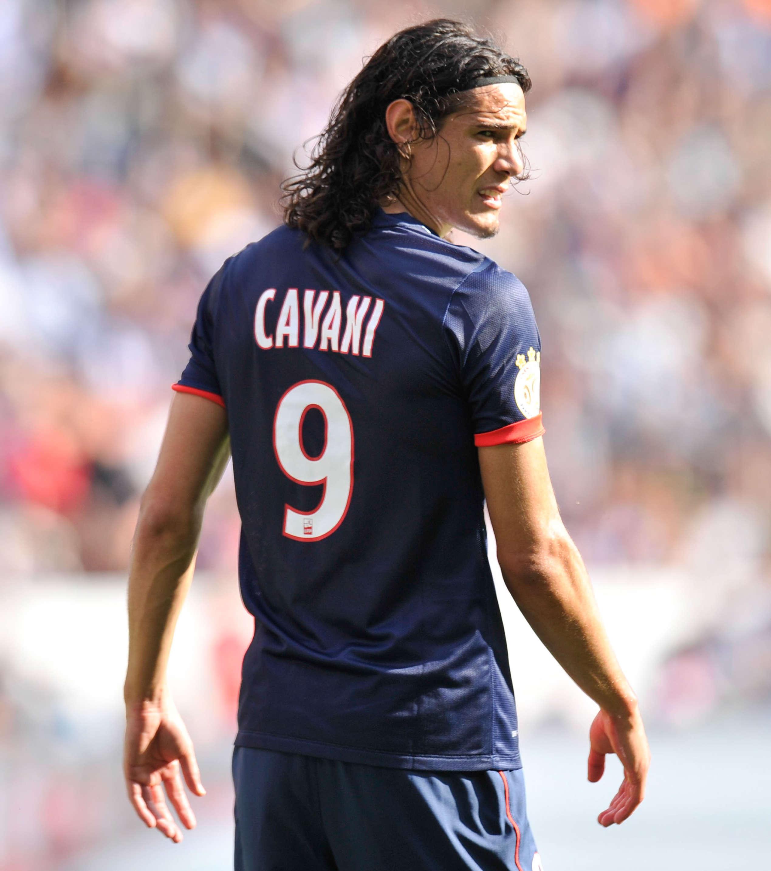 2538x2868 Edinson Cavani Wallpaper