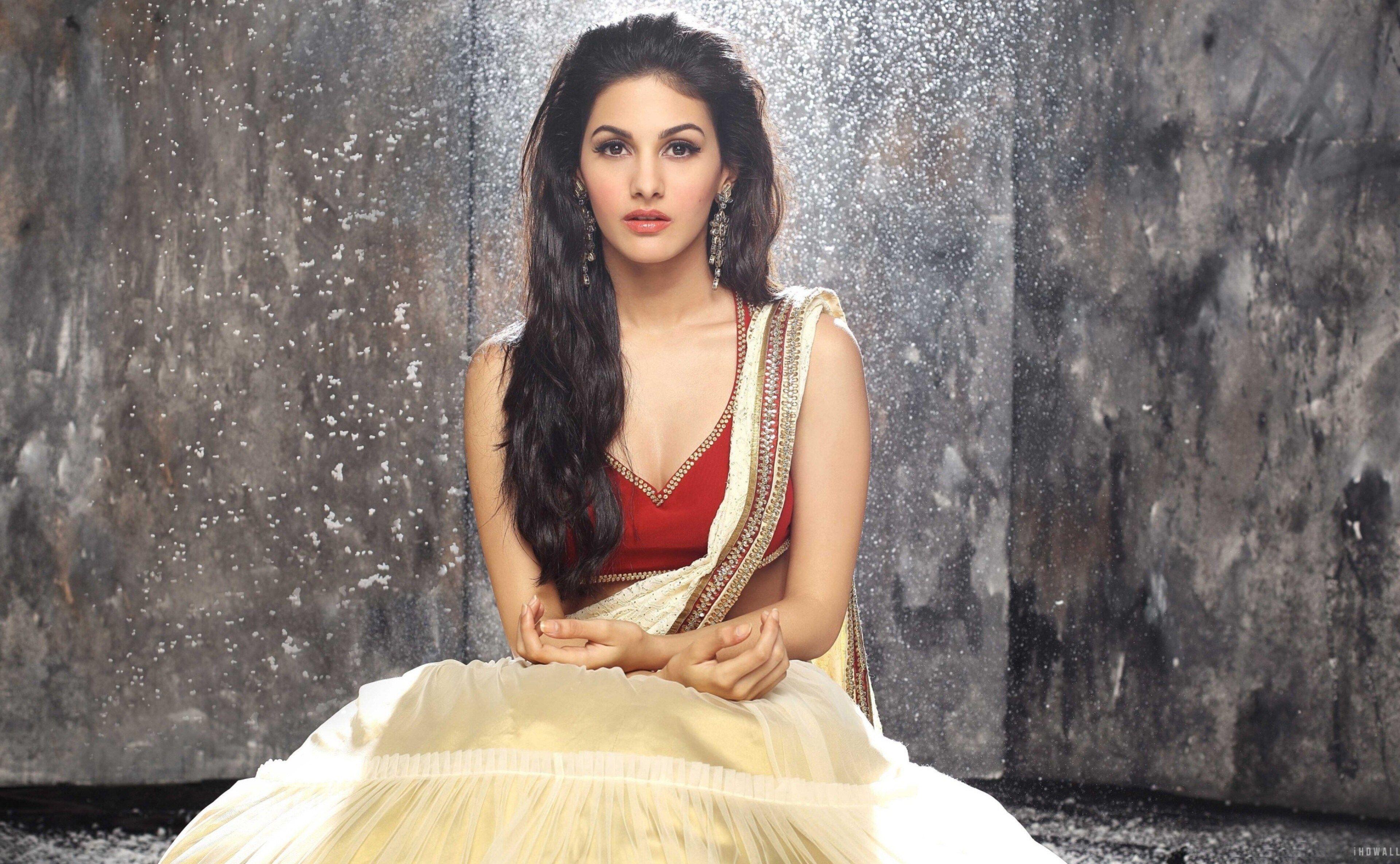 Amyra Dastur Wallpapers Top Free Amyra Dastur Backgrounds Images, Photos, Reviews