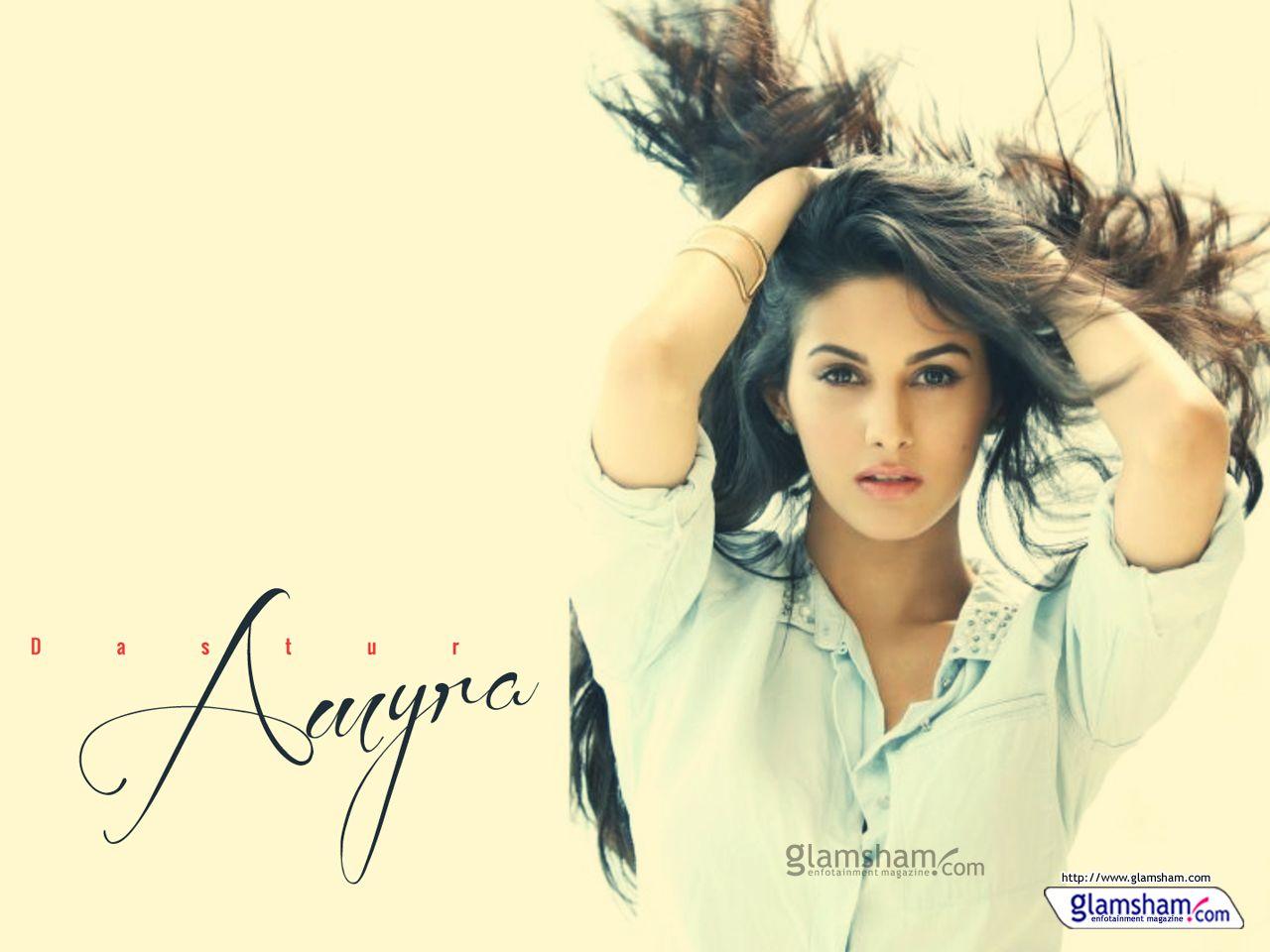 1280x960 Amyra Dastur Wallpaper Deskx960