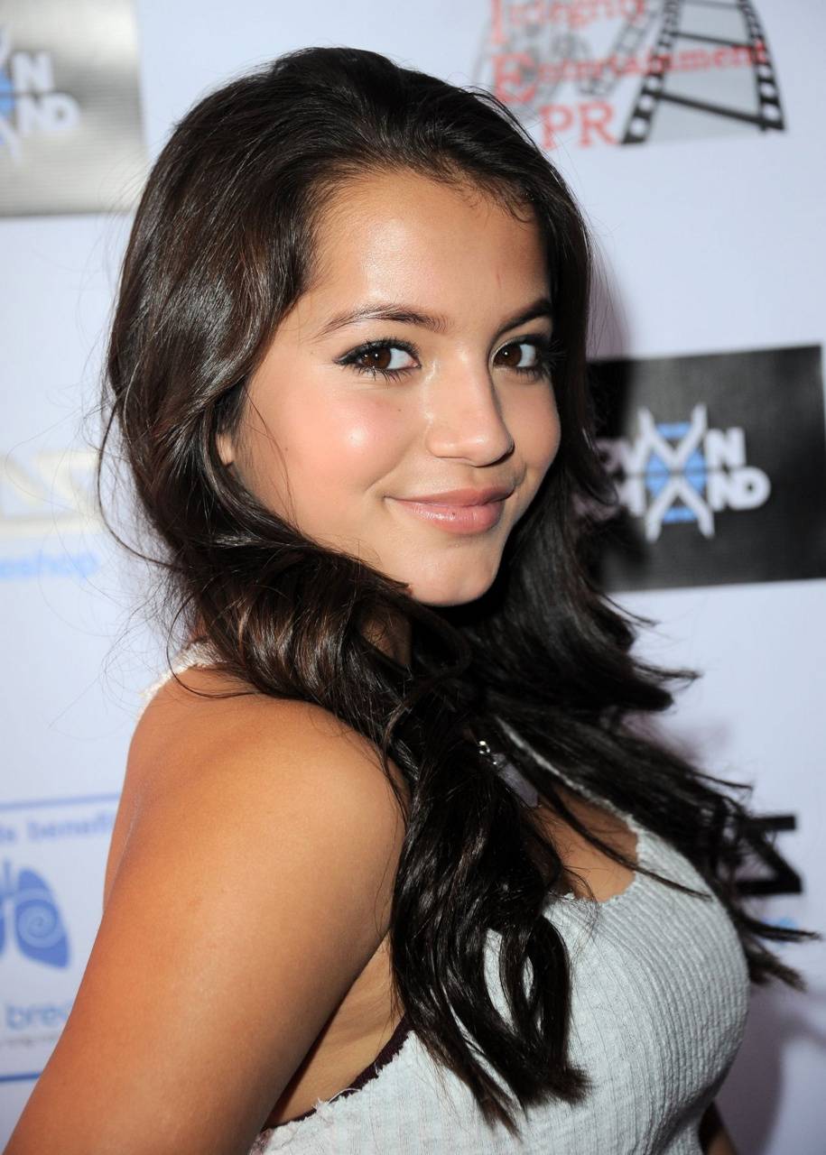 Isabela Moner Wallpapers Top Free Isabela Moner Backgrounds