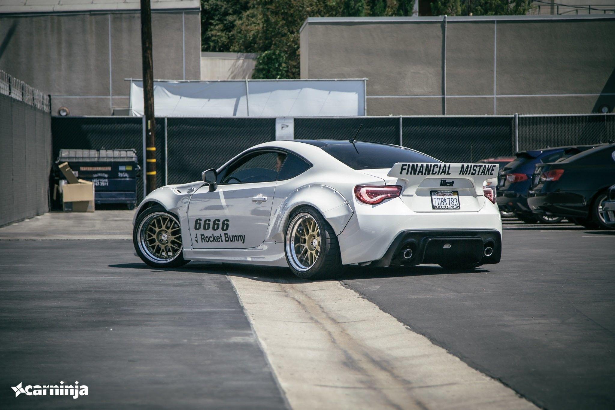2048x1365 Rocket Bunny Wallpaper