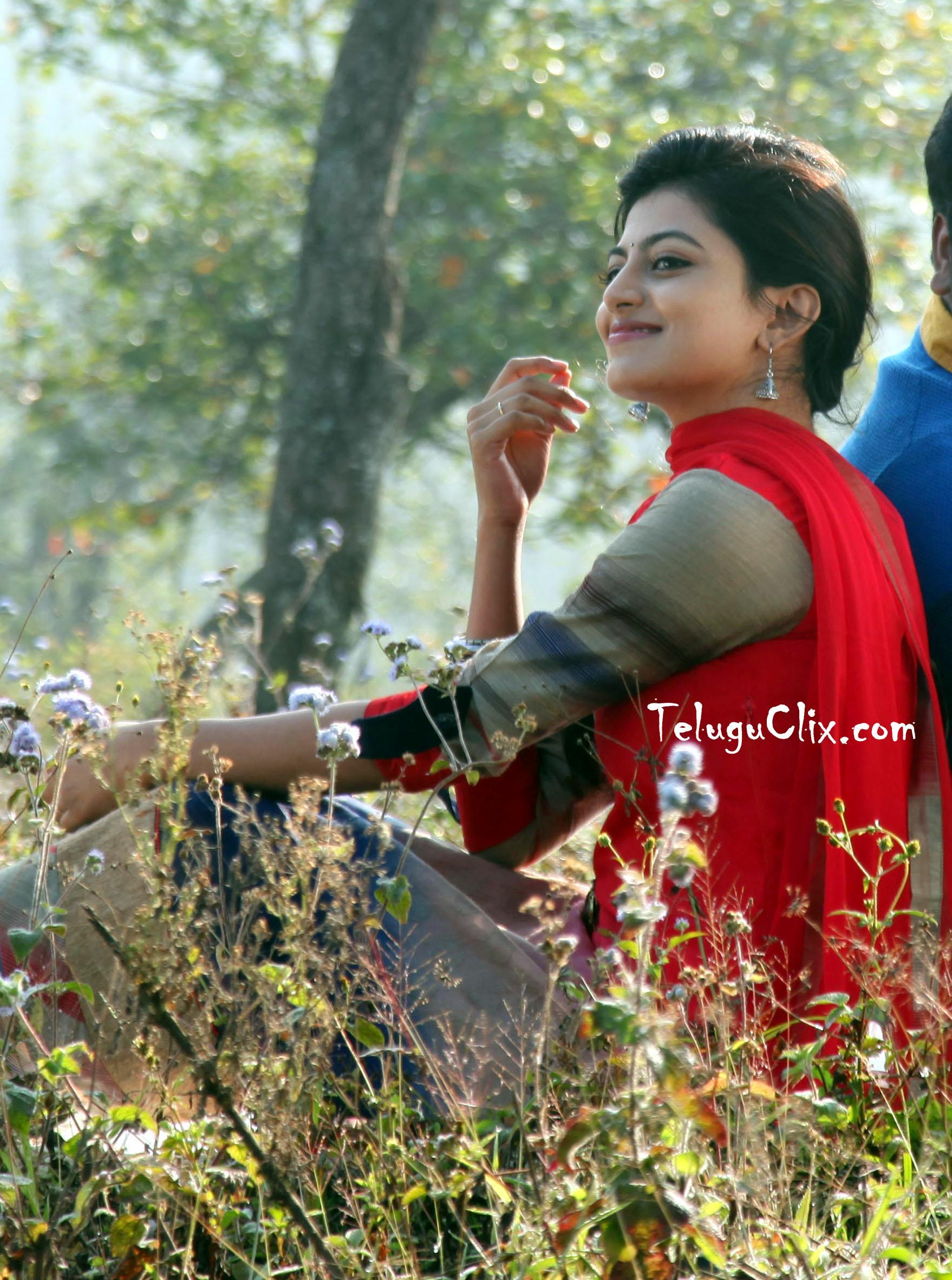 1758x2364 Anandhi Old Latest New Recent HD HQ Photo Pics Stills image