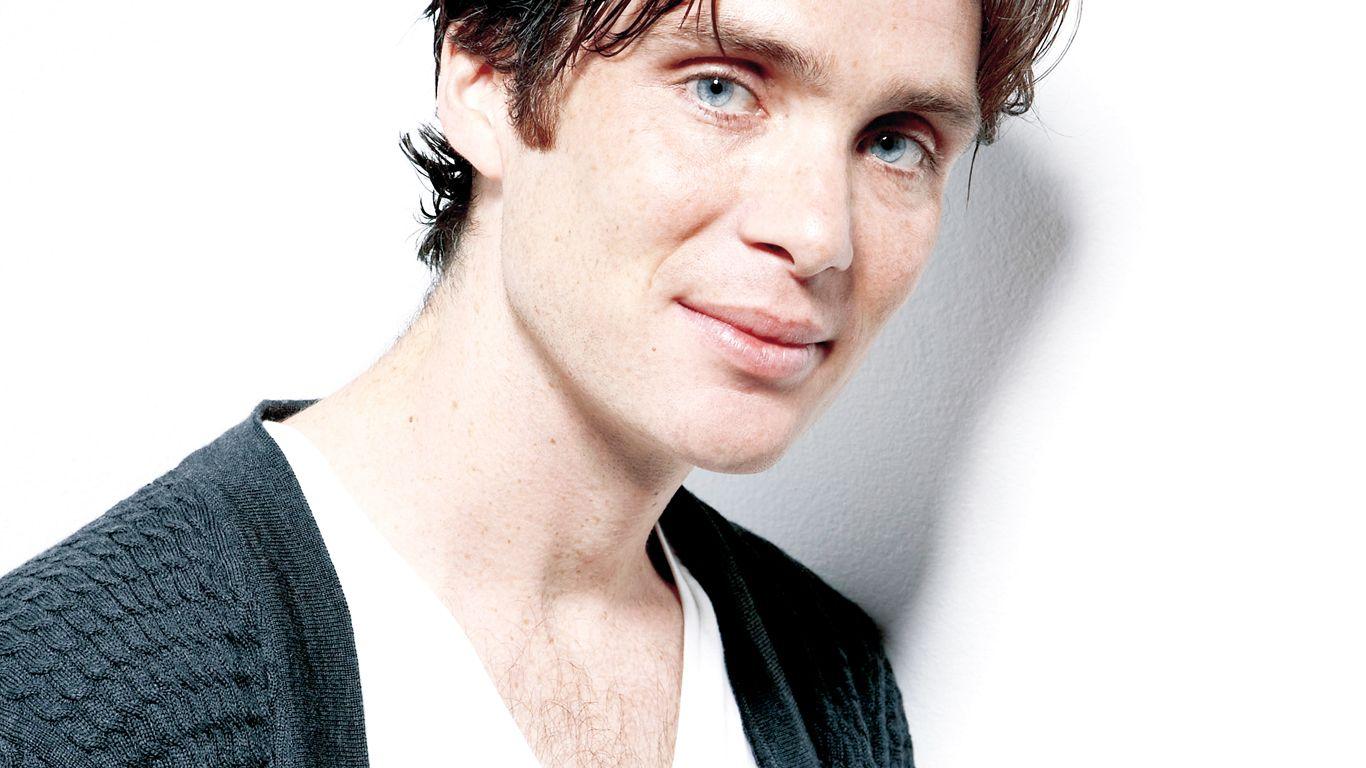 1366x768 Free download Cillian Murphy HD Desktop Wallpaper 1366x768