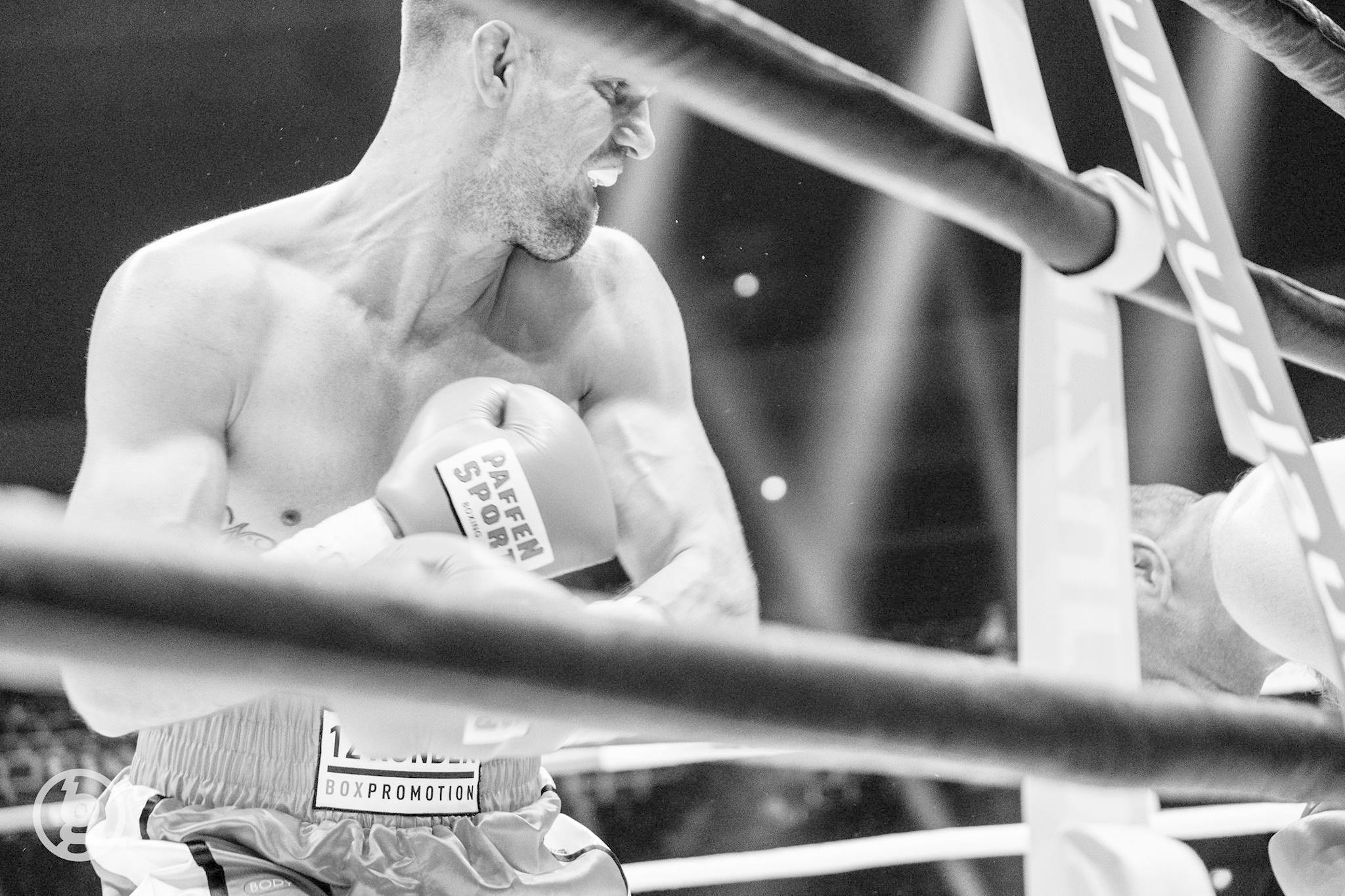 2048x1365 Muay Thai Wallpaper iPhone Sport, HD Wallpaper