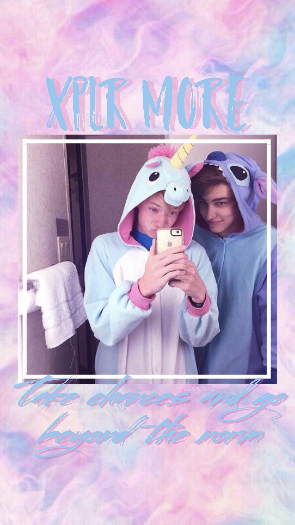 1242x2208 Sam and Colby lock screen. Sam, colby, Colby brock