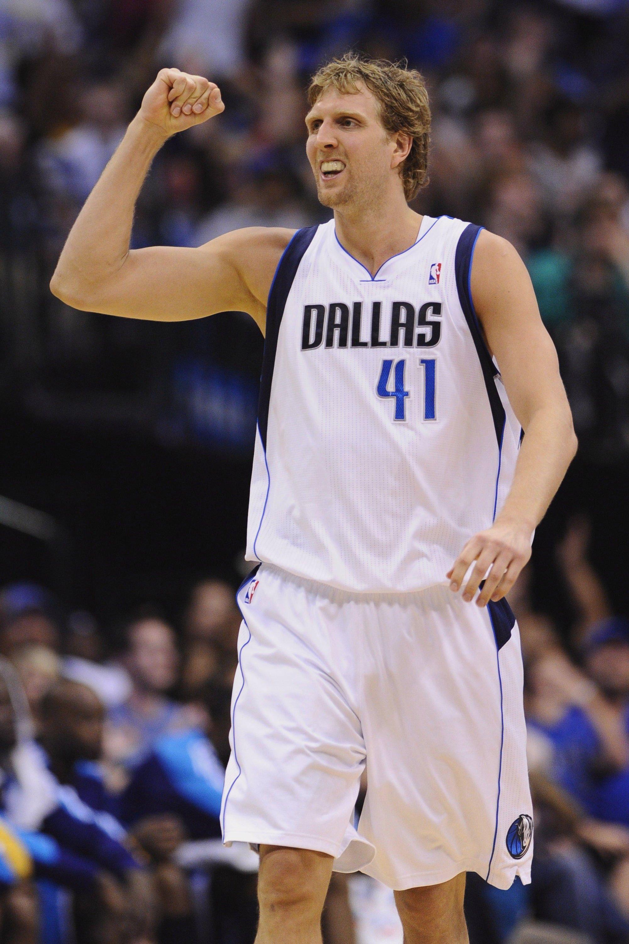 Dirk Nowitzki Wallpapers Top Free Dirk Nowitzki Backgrounds WallpaperAccess