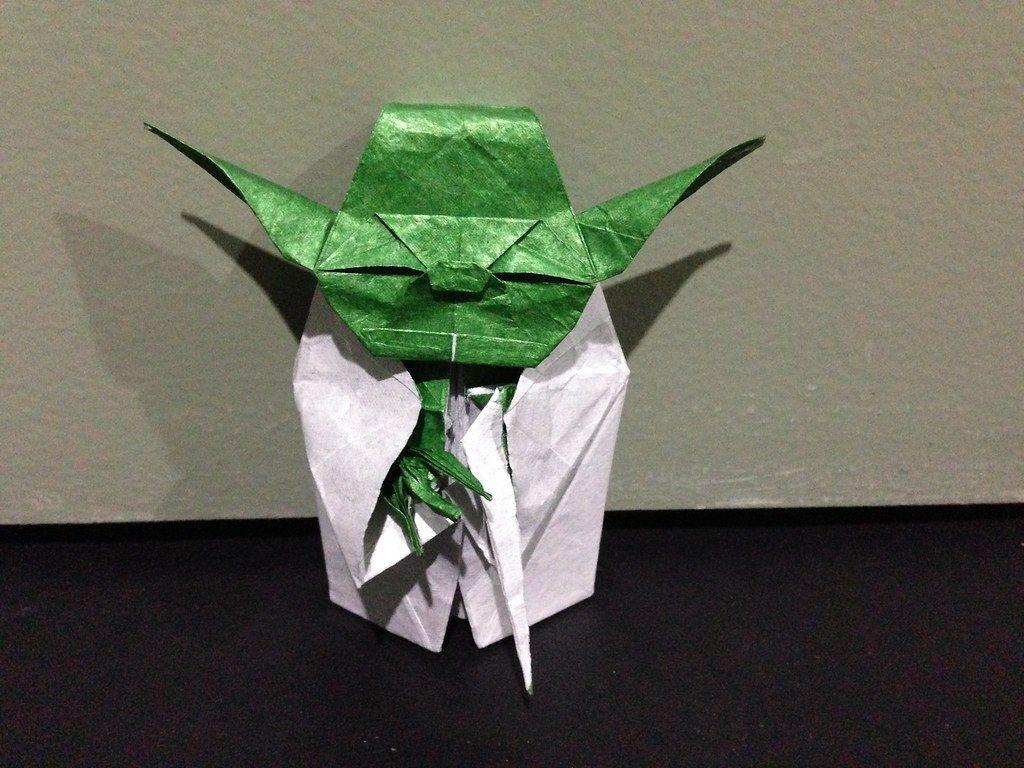 1024x768 Origami Yoda. Model by Fumiaki Kawahata, folded