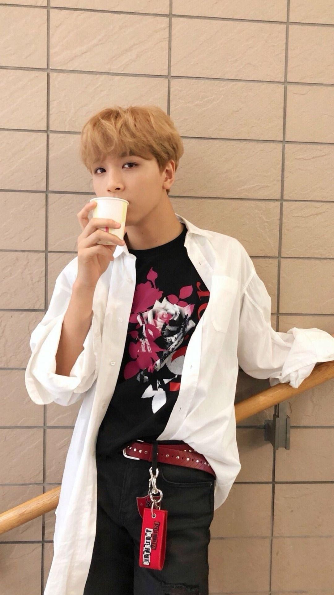 1080x1920 haechan boyfriend material