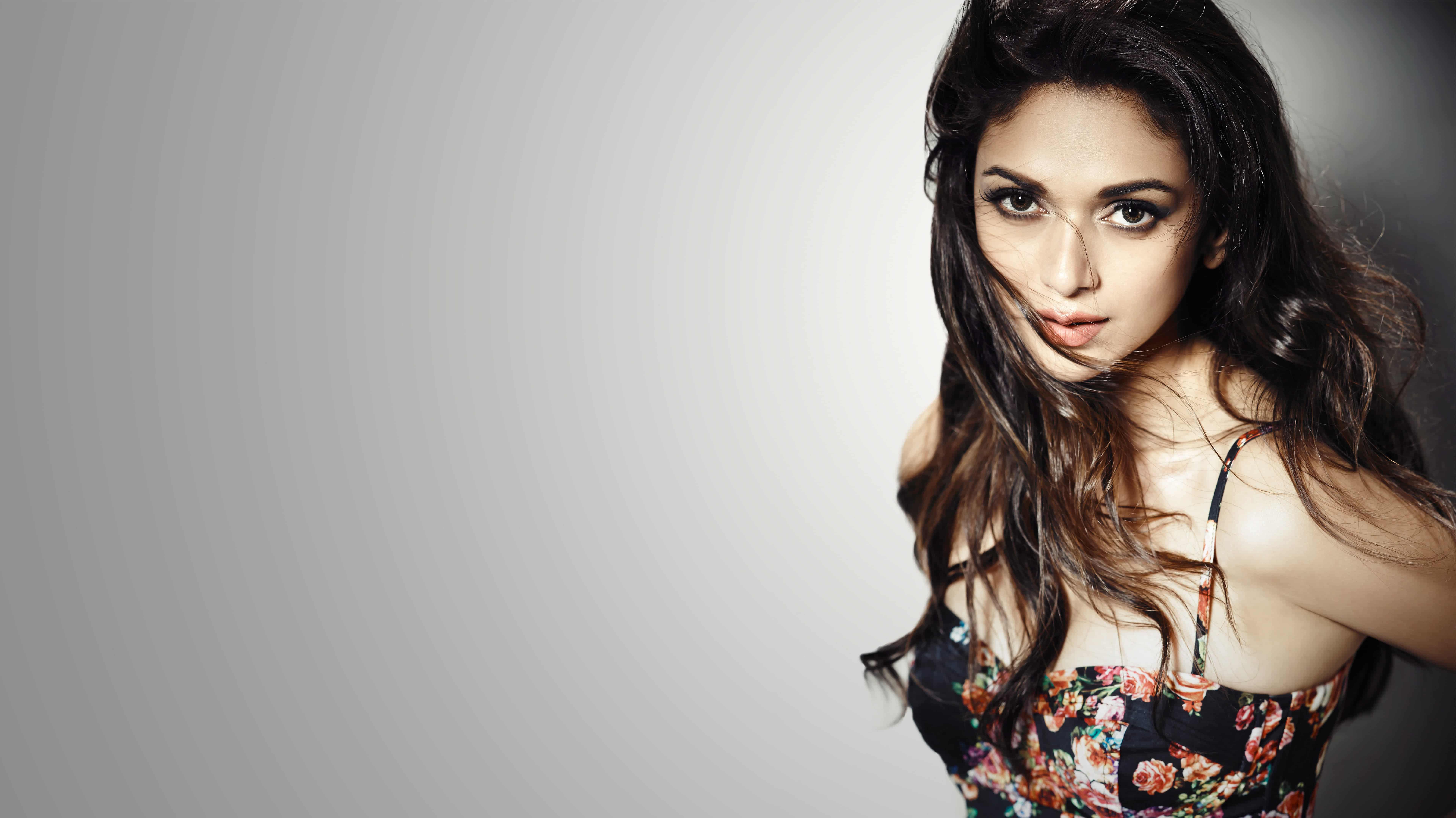 7680x4320 Aditi Rao Hydari UHD 8K Wallpaper