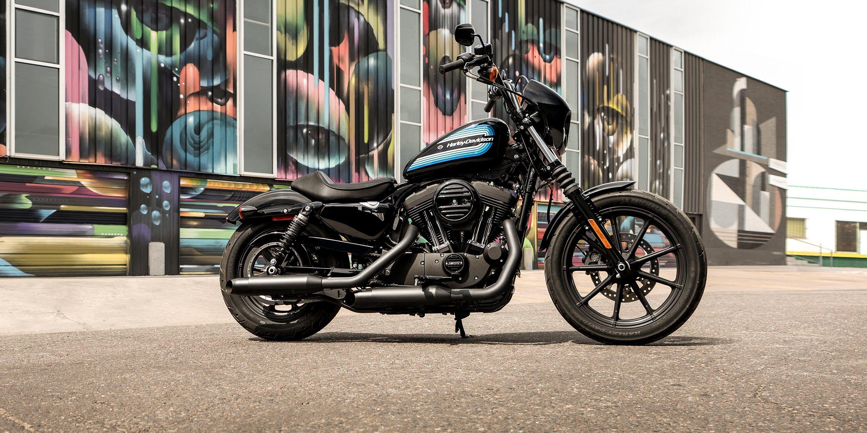 2880x1440 Harley Davidson Iron HD Bikes, 4k Wallpaper