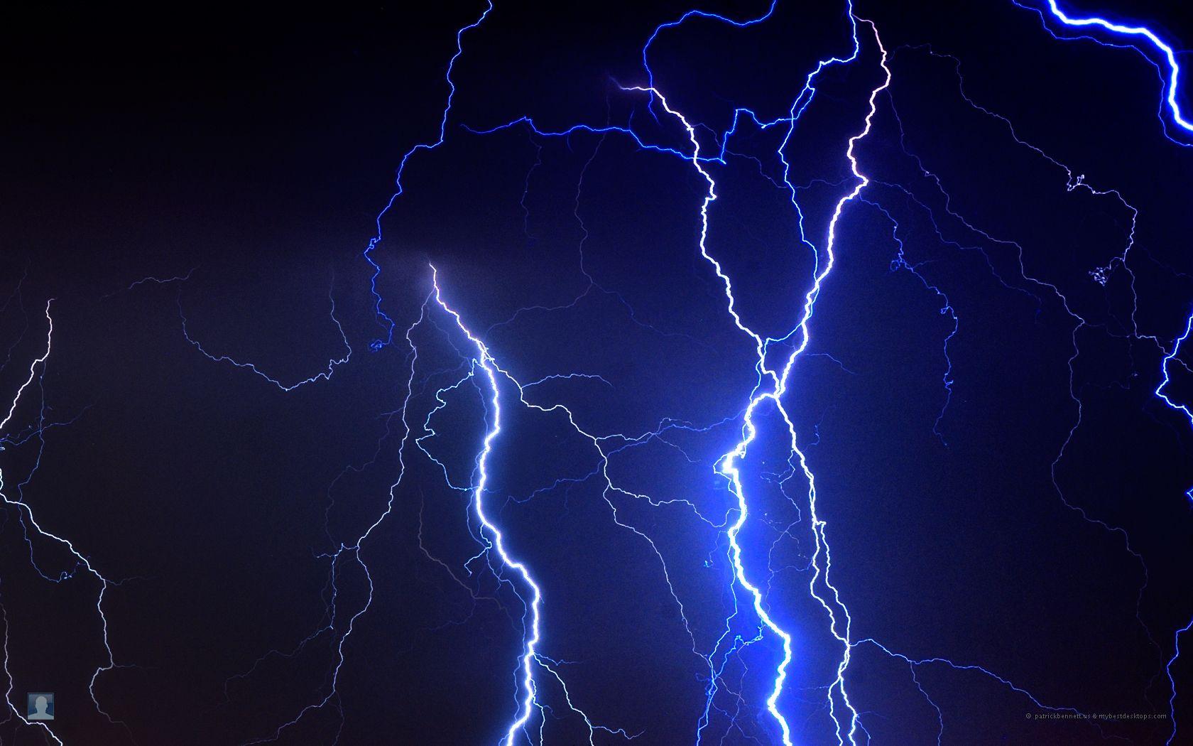 Black Lightning Wallpapers Top Free Black Lightning Backgrounds