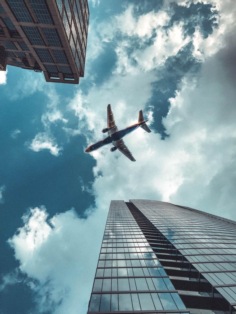 1000x1333 Airplane Image: Download HD Picture & Photo