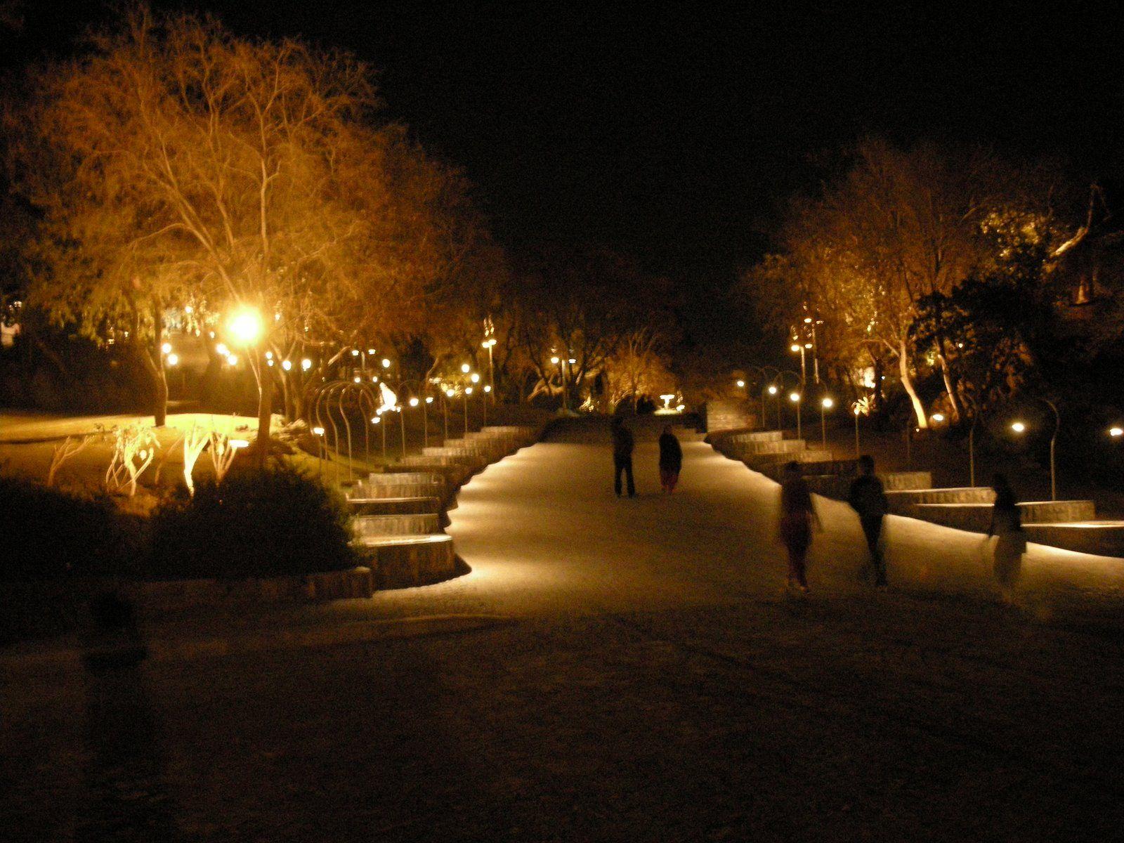 1600x1200 Pakistani Tourism: Daman e Koh Islamabad Wallpaper