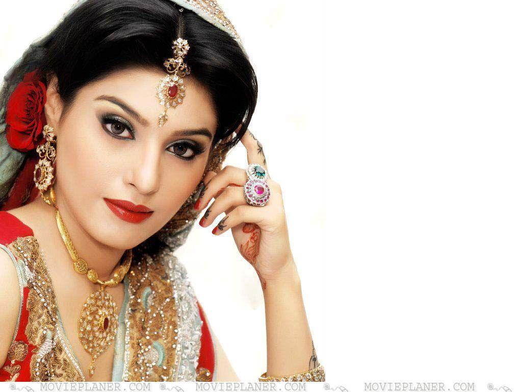 1024x768 Free download Bridal Wallpaper Pakistani [1024x768]