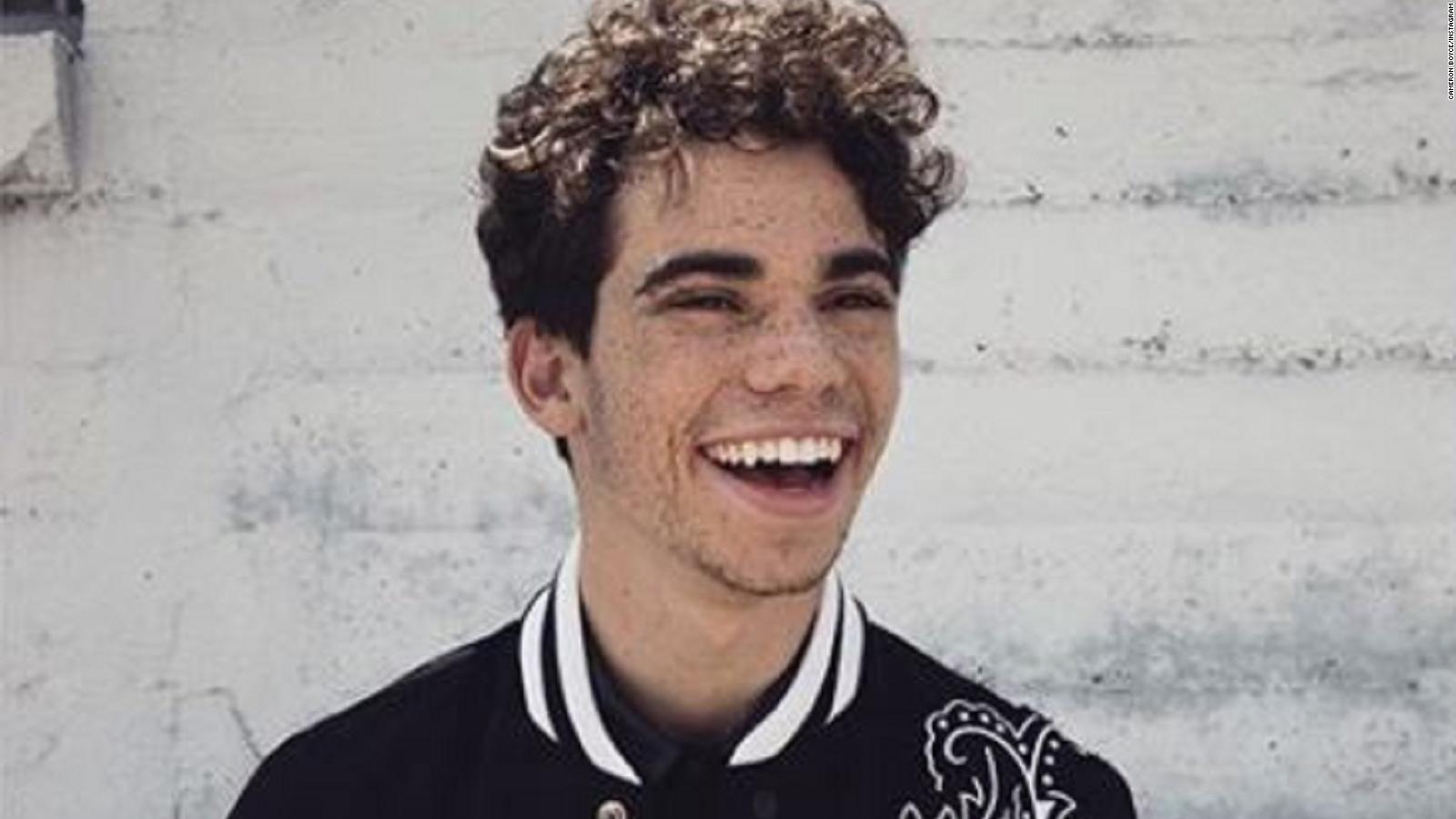 1600x900 Disney actor from 'Jessie' dies at age 20