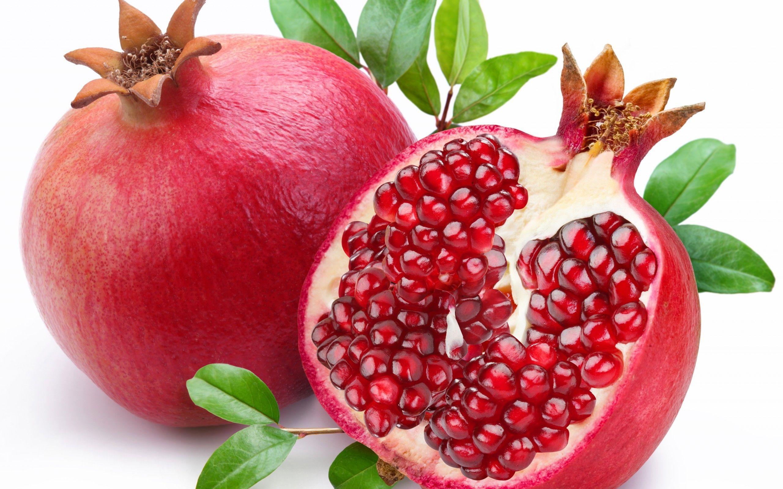 2560x1600 Pomegranate Fruit wallpaperx1600