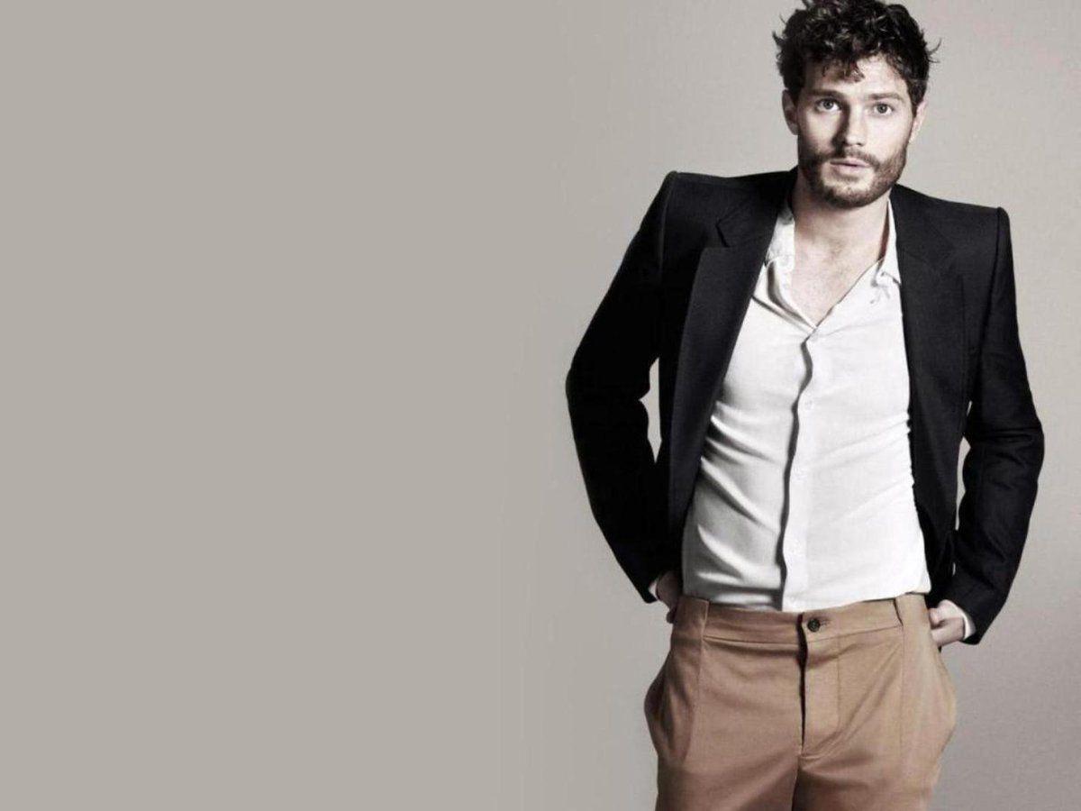 1200x900 Hero Wallpaper dornan christian grey