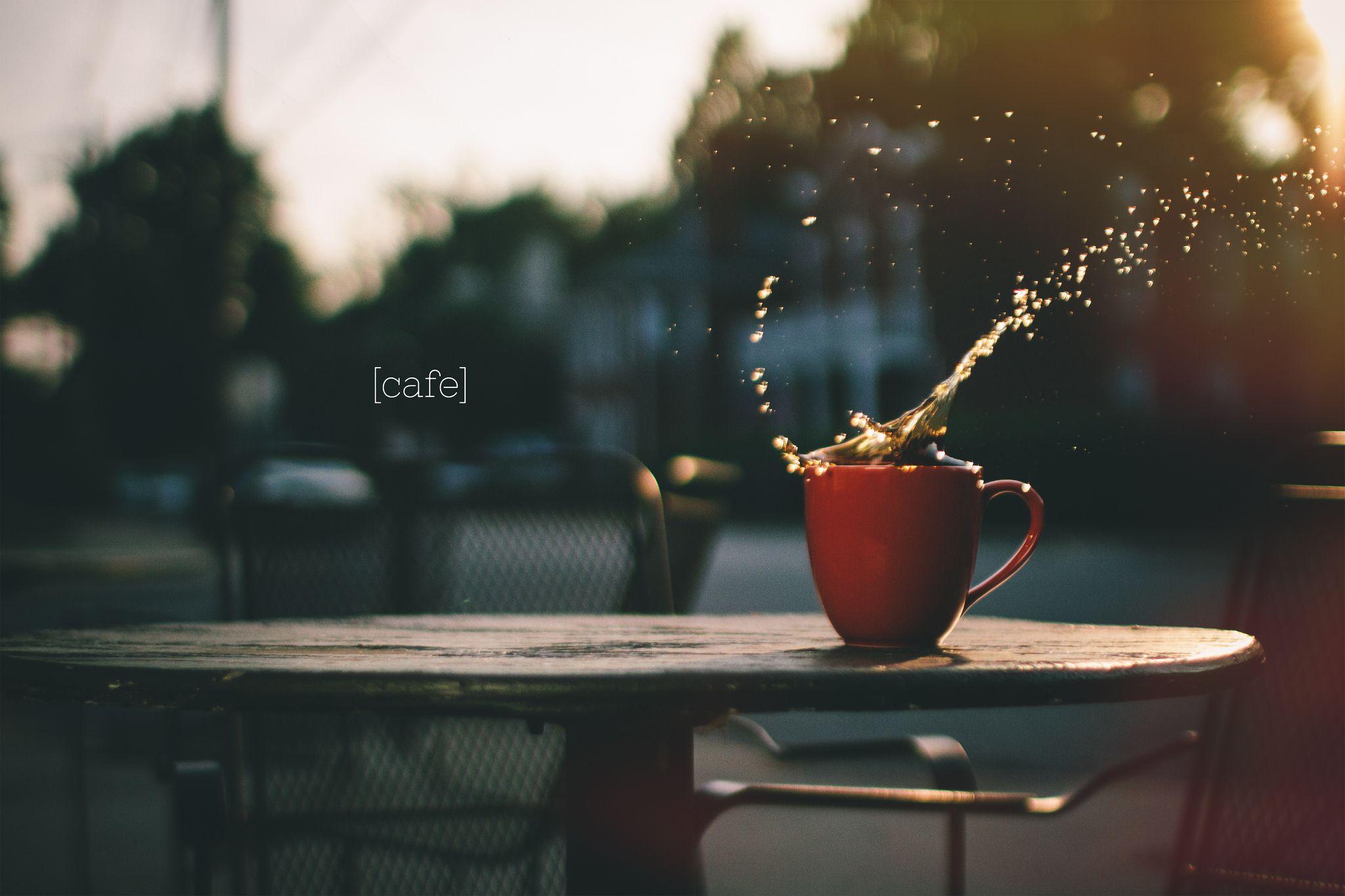 2048x1365 Cup of coffee splash spray cafes city drops bokeh wallpaper