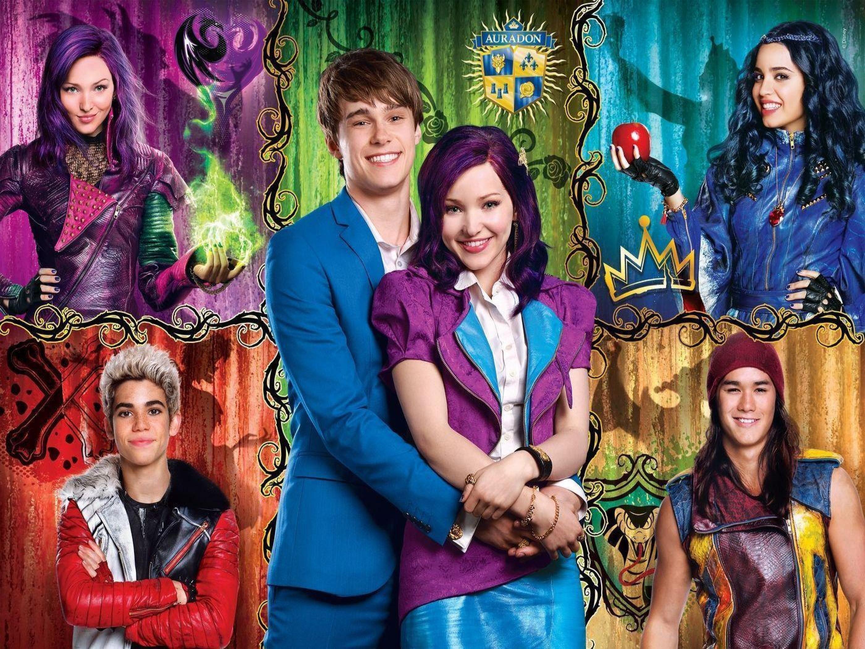 2800x2100 Disney Descendants Wallpaper