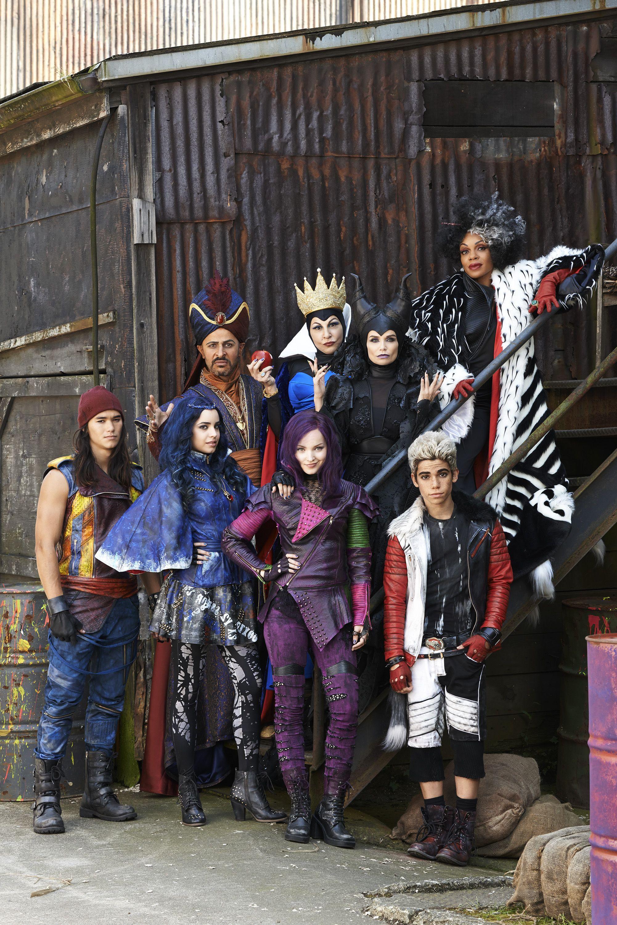 2002x3000 Descendants Wallpaper Maleficent And Mal, HD