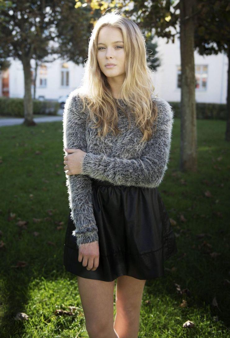 740x1088 Zara Larsson Larsson wallpaper