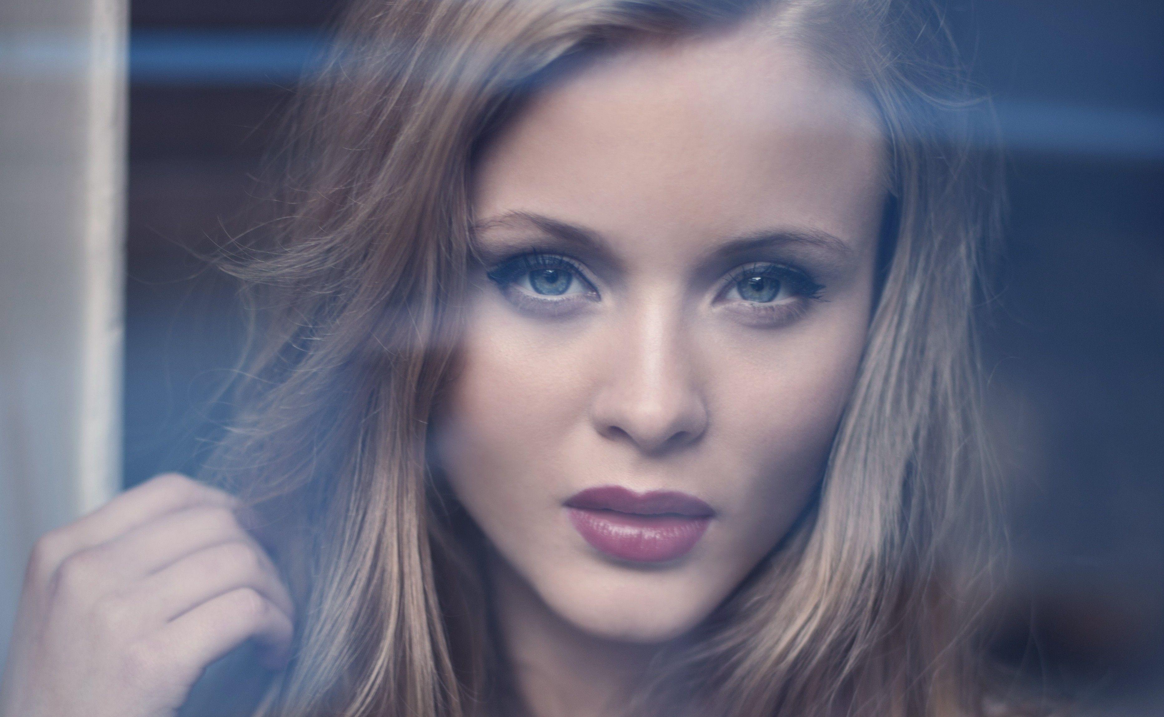 3730x2297 Zara Larsson 2019 Wallpaper