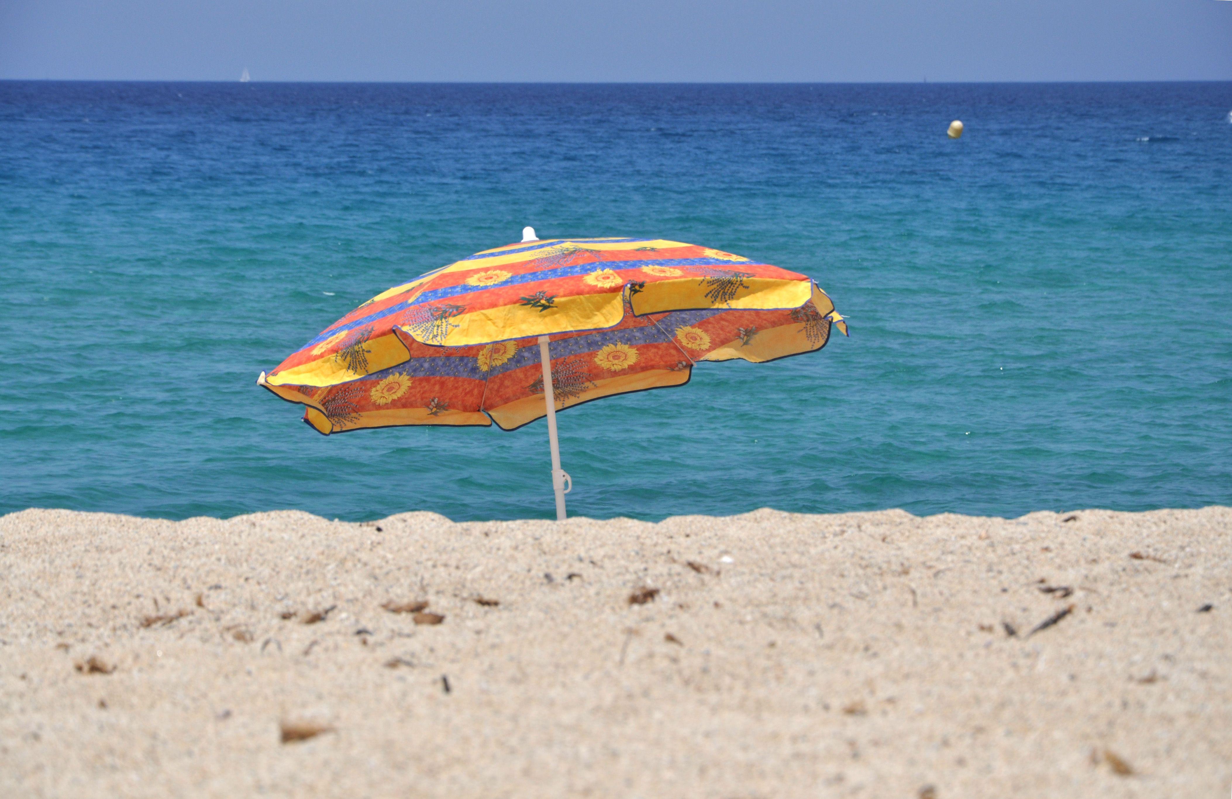 Beach Umbrella Wallpapers - Top Free Beach Umbrella Backgrounds - WallpaperAccess