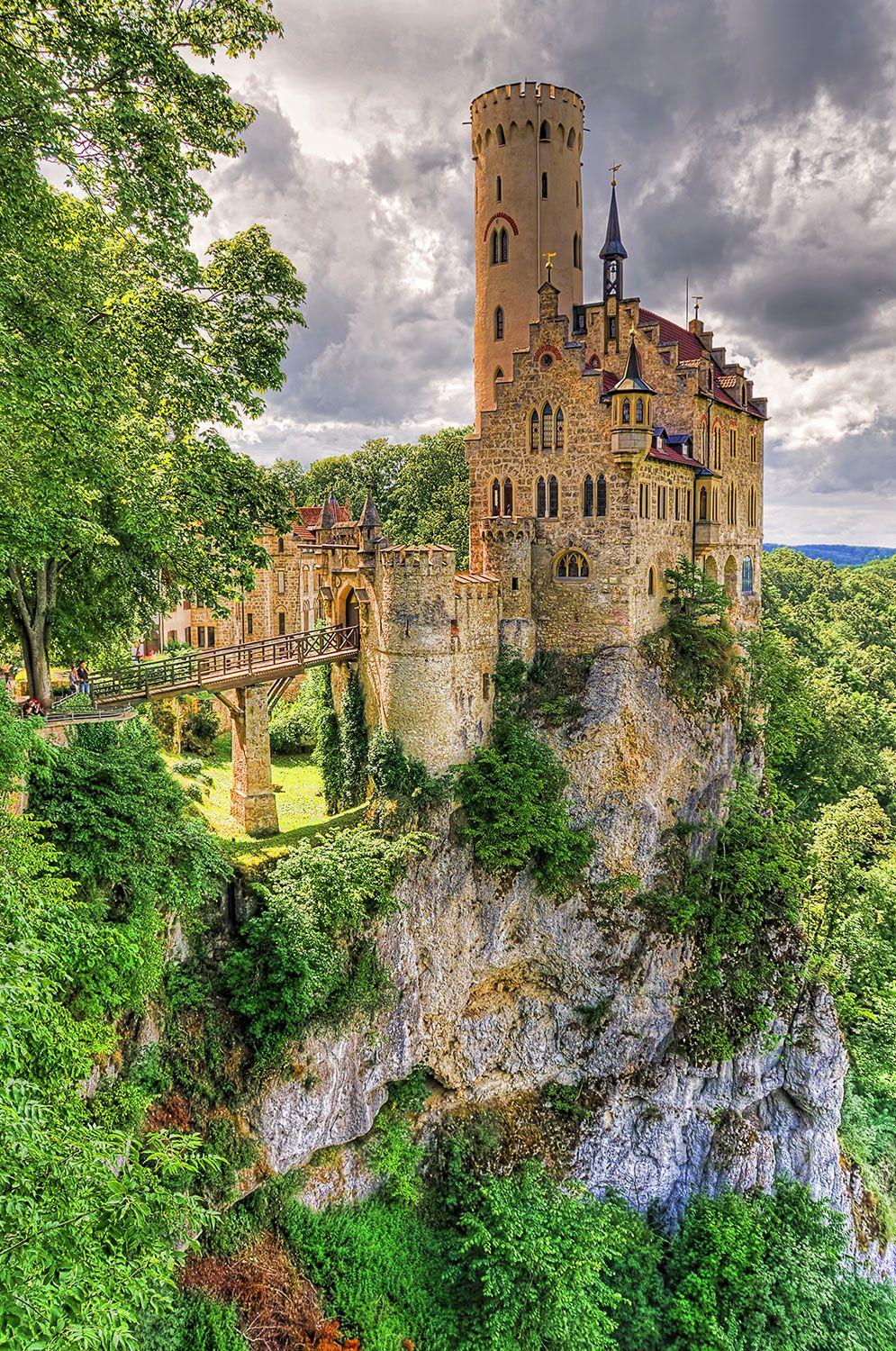 995x1500 Lichtenstein Castle, Germany (HDR)