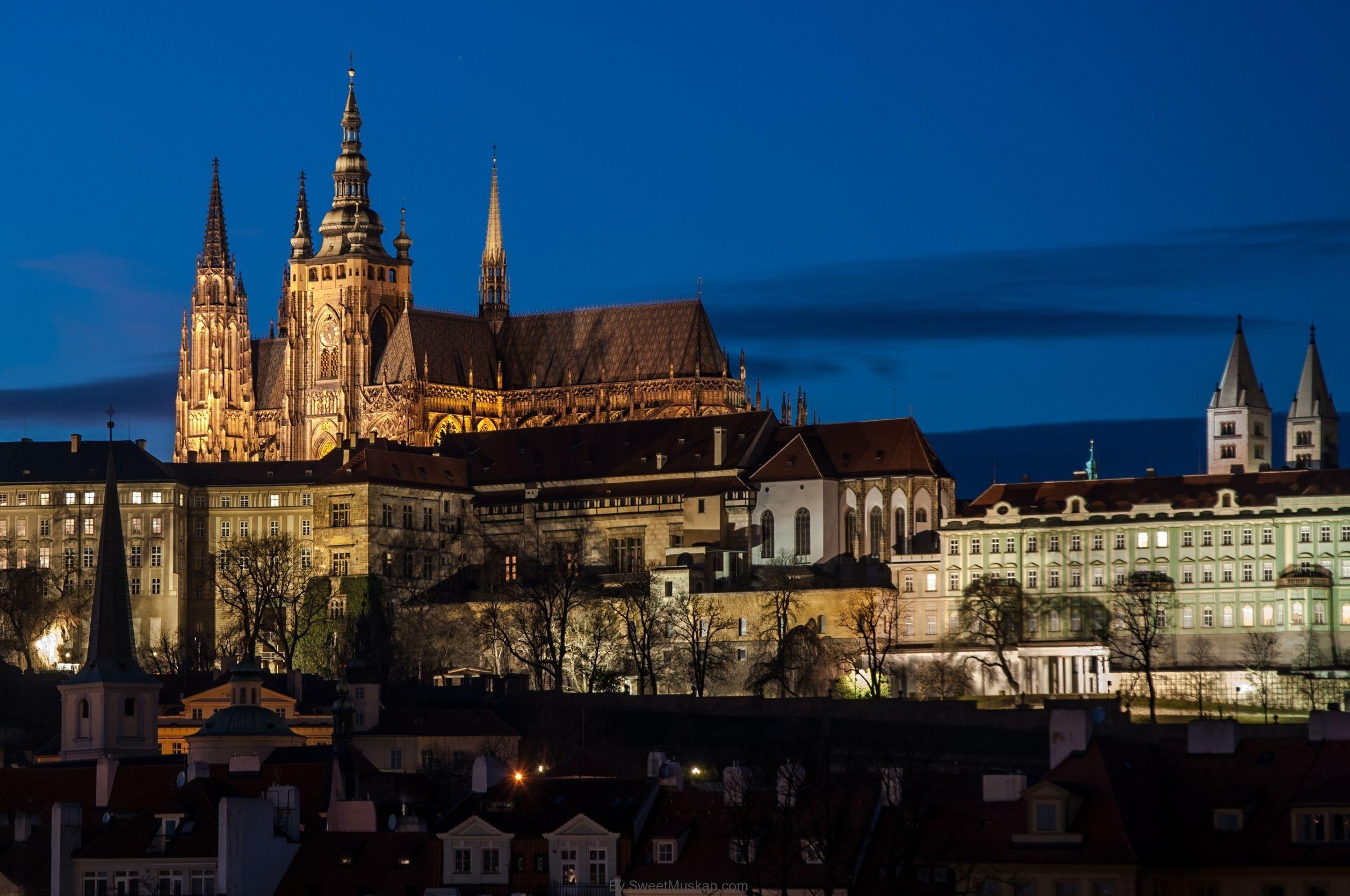 2513x1669 Prague Wallpaper HD