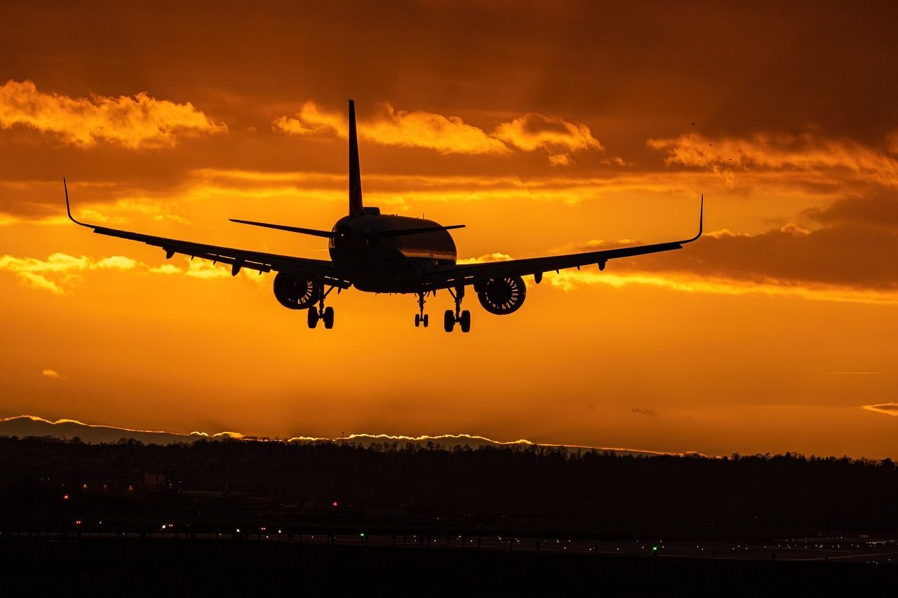1280x853 Plane Airport Transportation