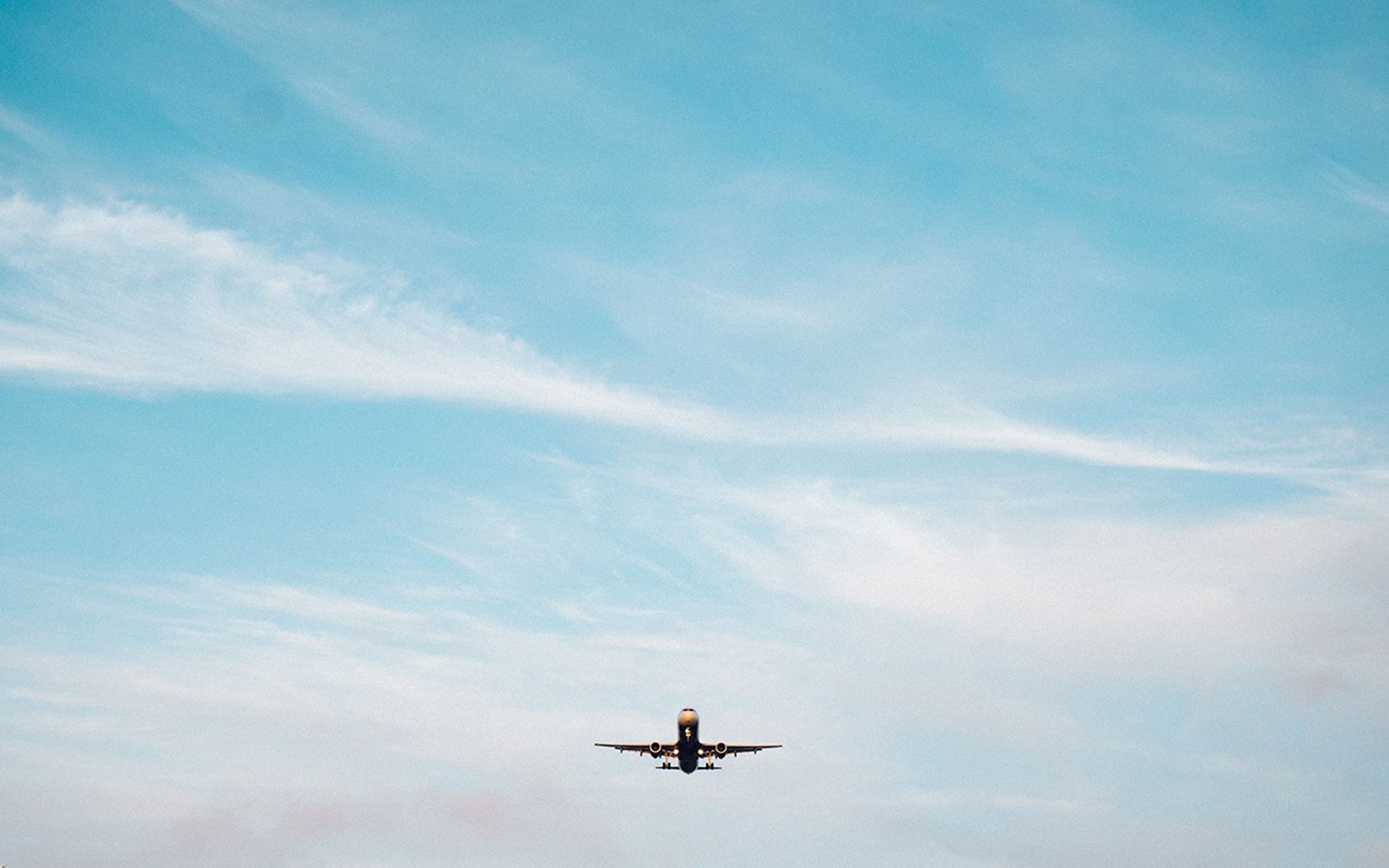 3840x2400 Vacation Landing Fly Plane Summer