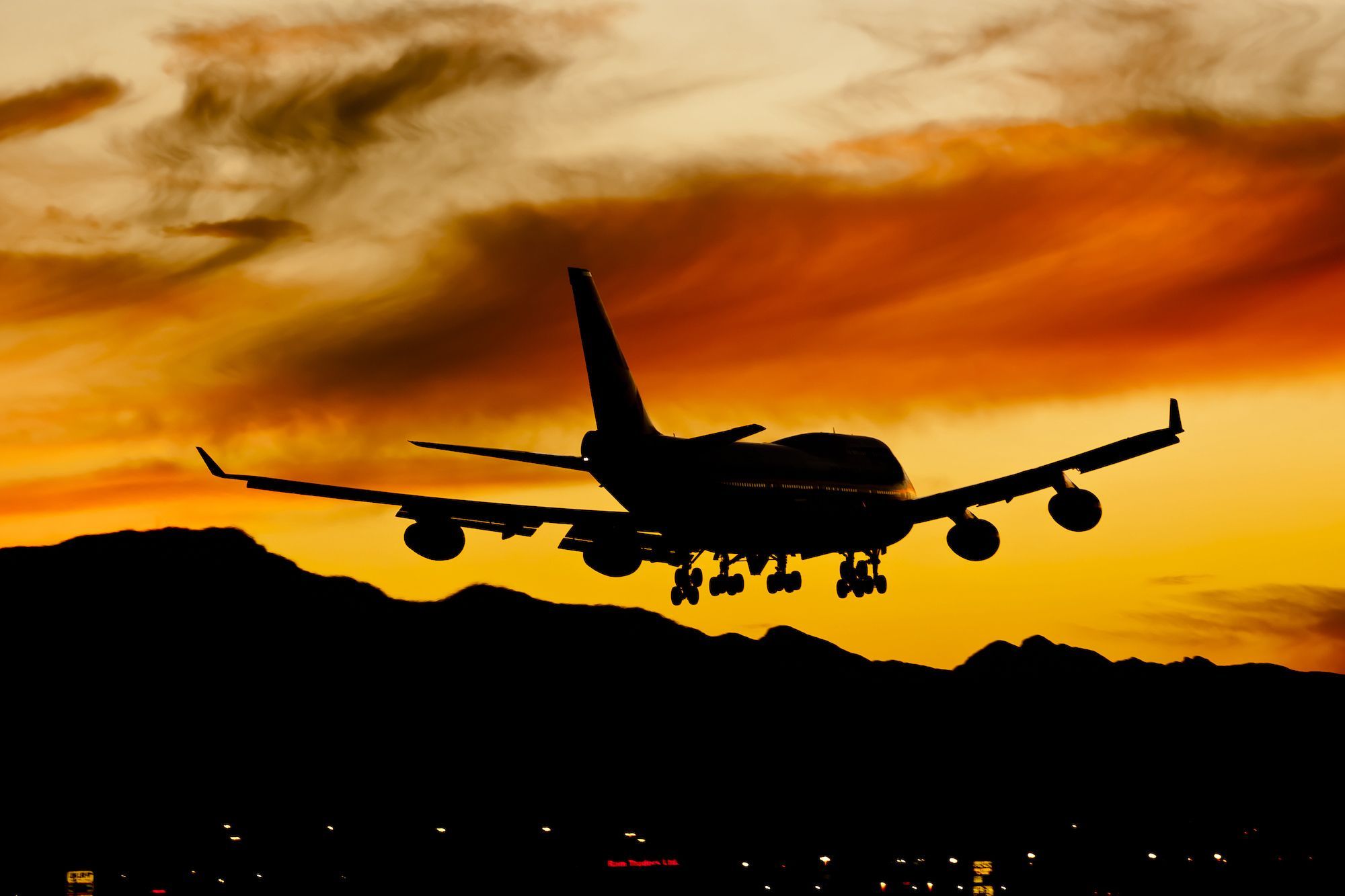 2000x1333 What it's like to land a 747 in a 'hot