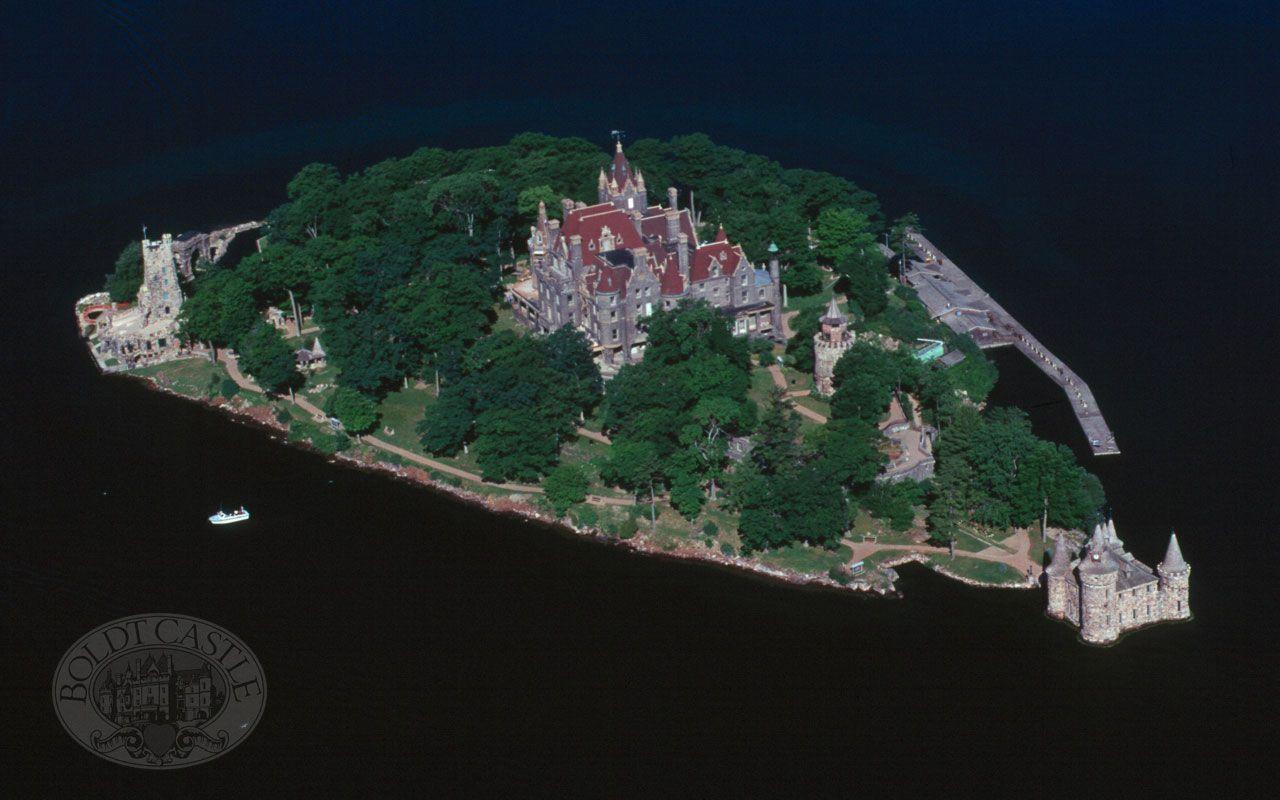 1280x800 Romantic Architecture? 15 Castles Built for Love. Travel Yummies
