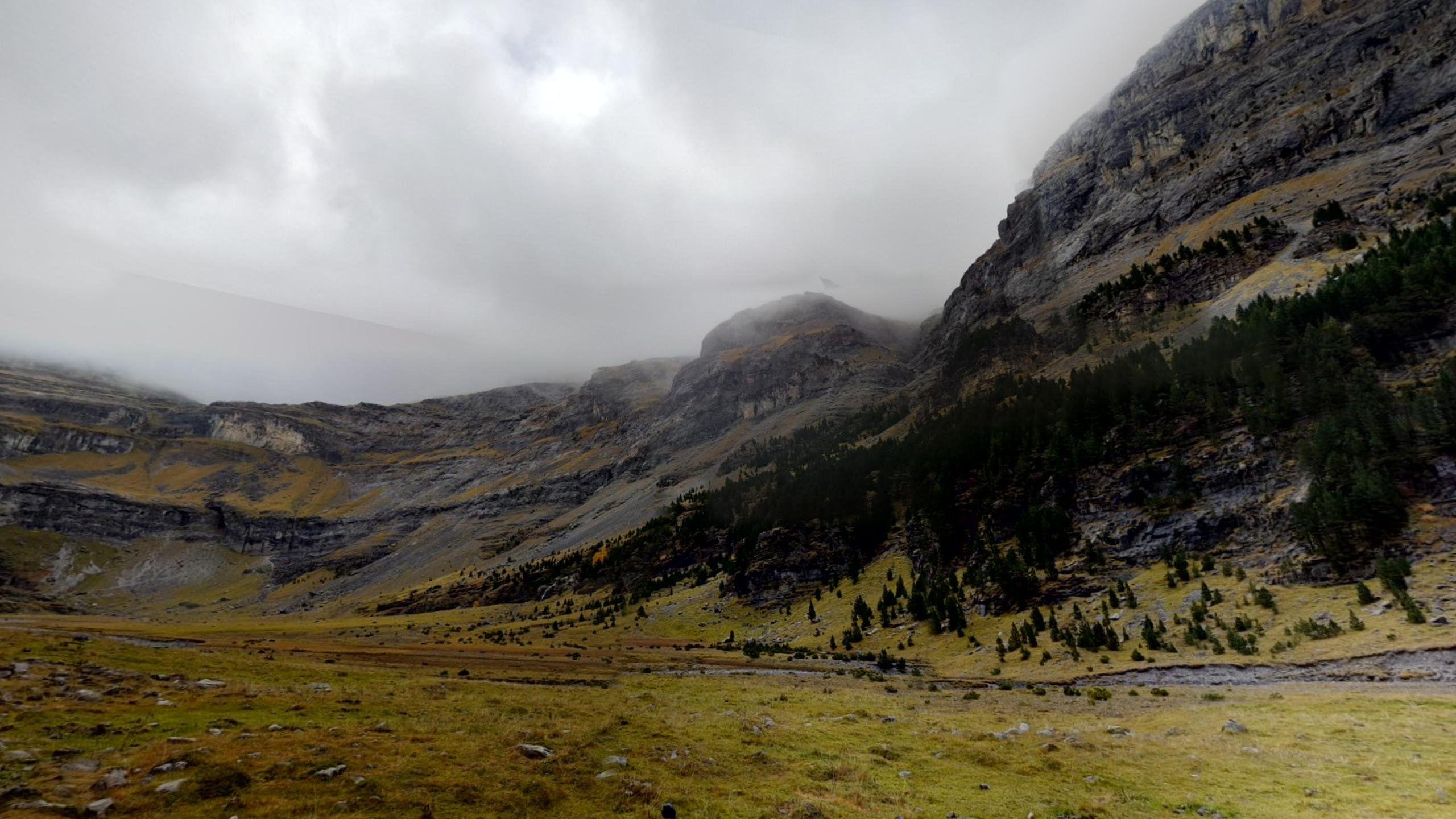 2560x1440 of hike 4K wallpaper for your desktop or mobile screen
