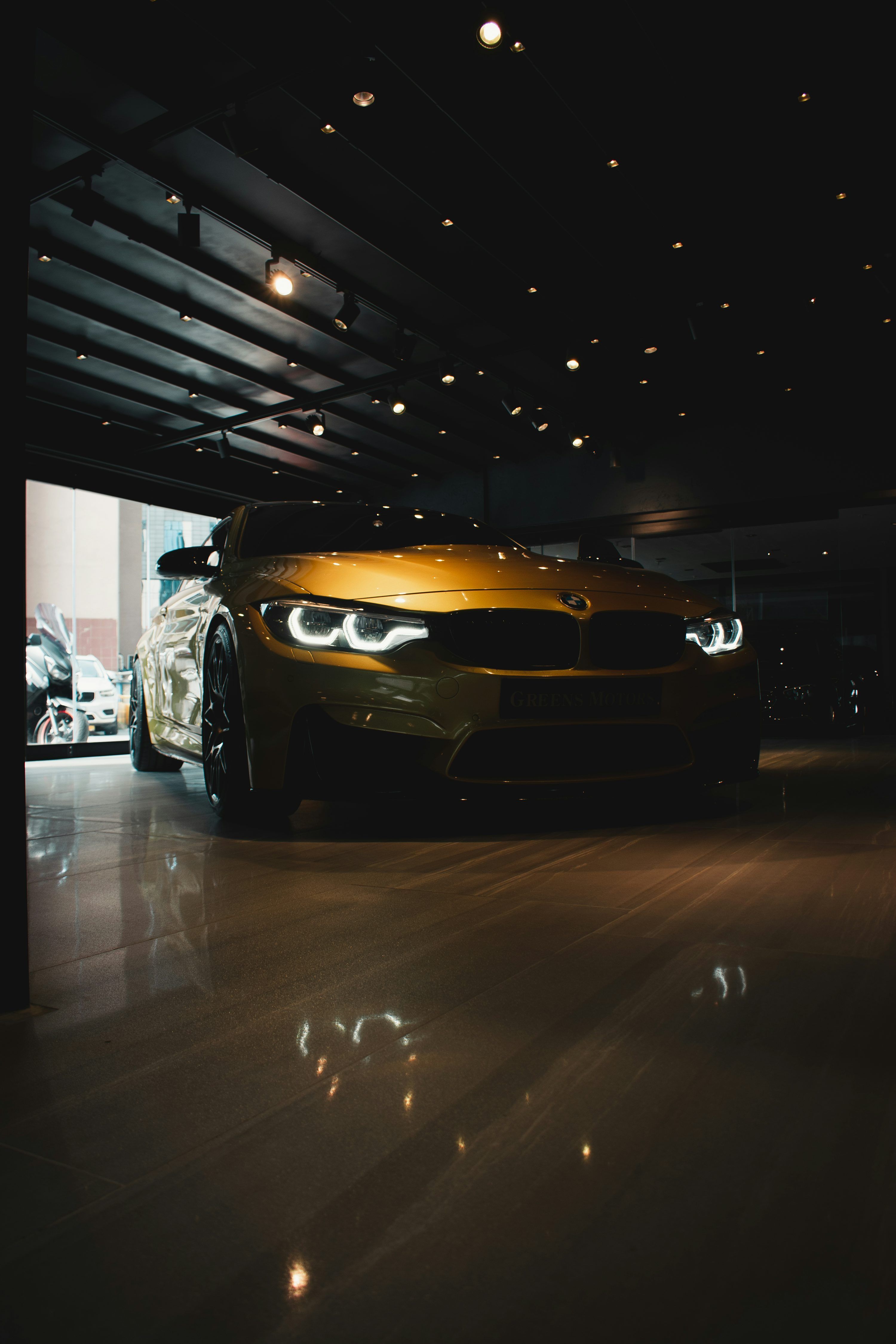 3000x4500 Bmw M4 Picture [HD]. Download Free