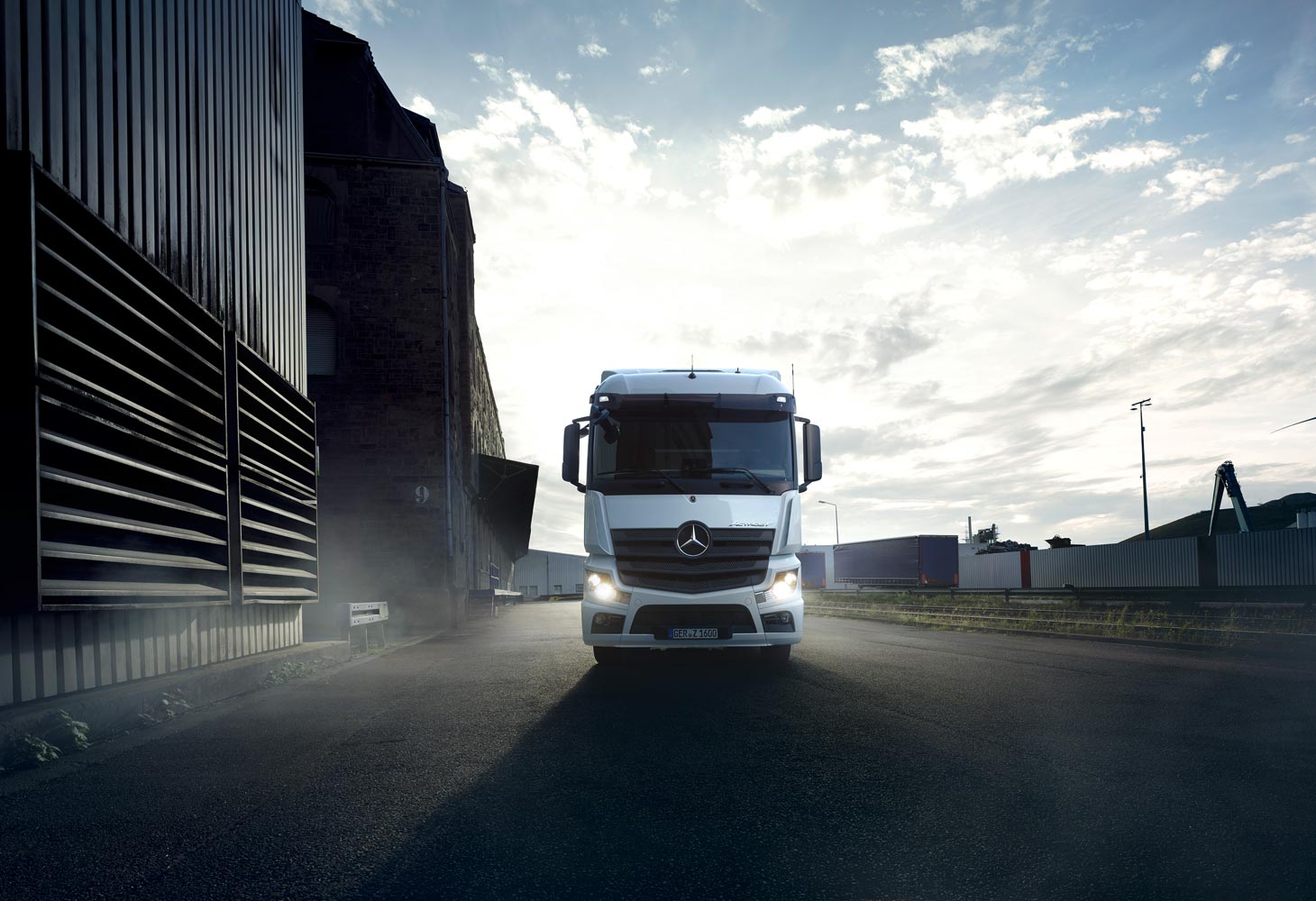 1460x1000 spin off Daimler Truck