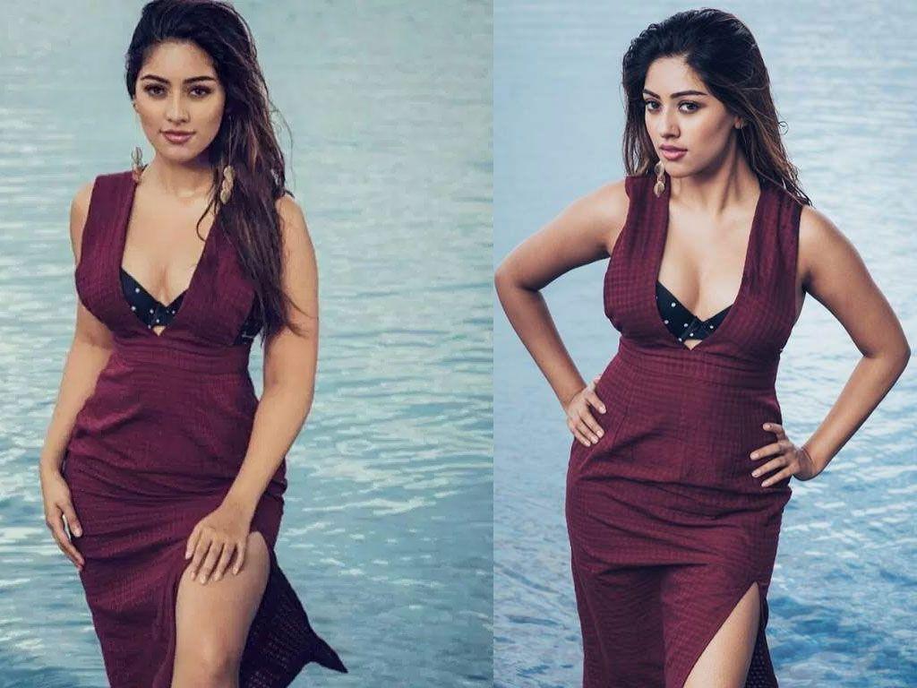 1024x768 Download Hot Wallpaper of Malayalam Celeb Anu Emmanuel