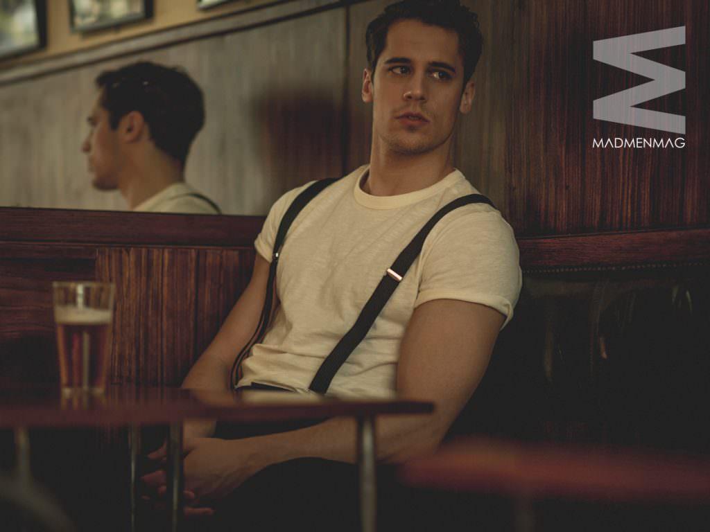 1024x768 Martiño Rivas from The Cable Girls Las Chicas del Cable
