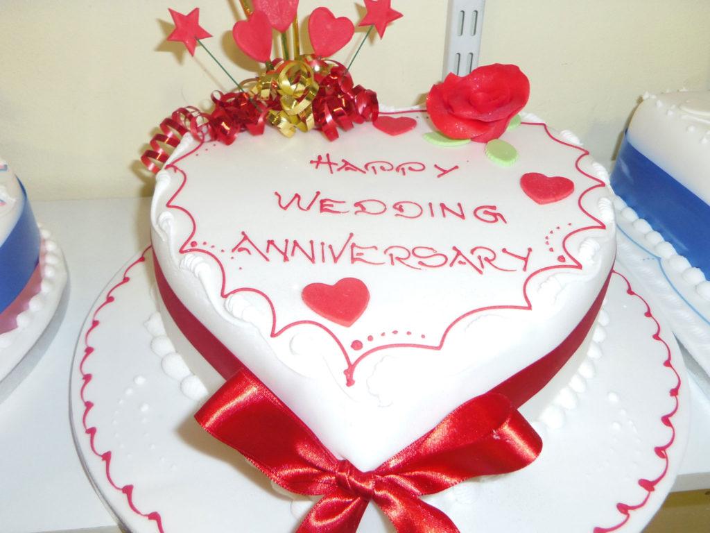 1024x768 Happy Wedding cakes image, picture and wallpaper