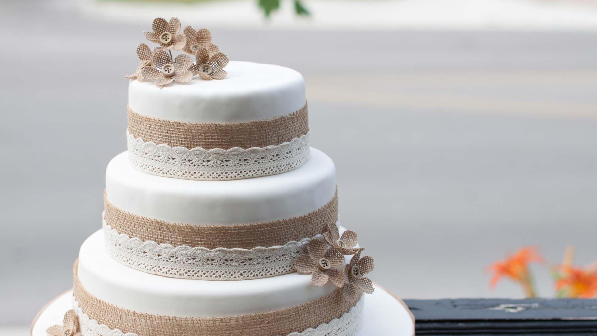 1920x1080 Cakes by Design, Barrie, ON, wedding cakes, birthday cakes