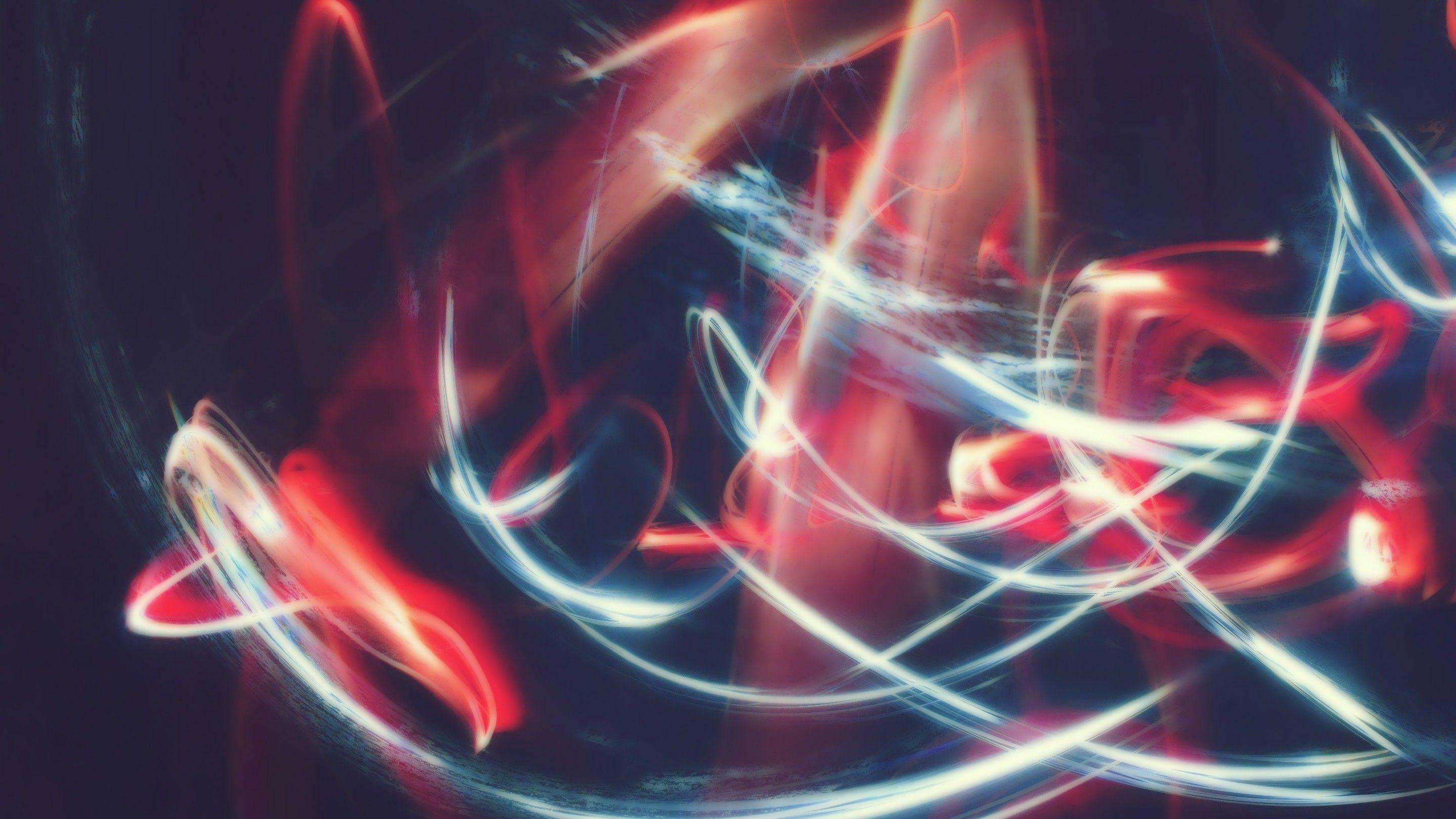 2880x1620 Red and White Light Trails Abstract Wallpaper