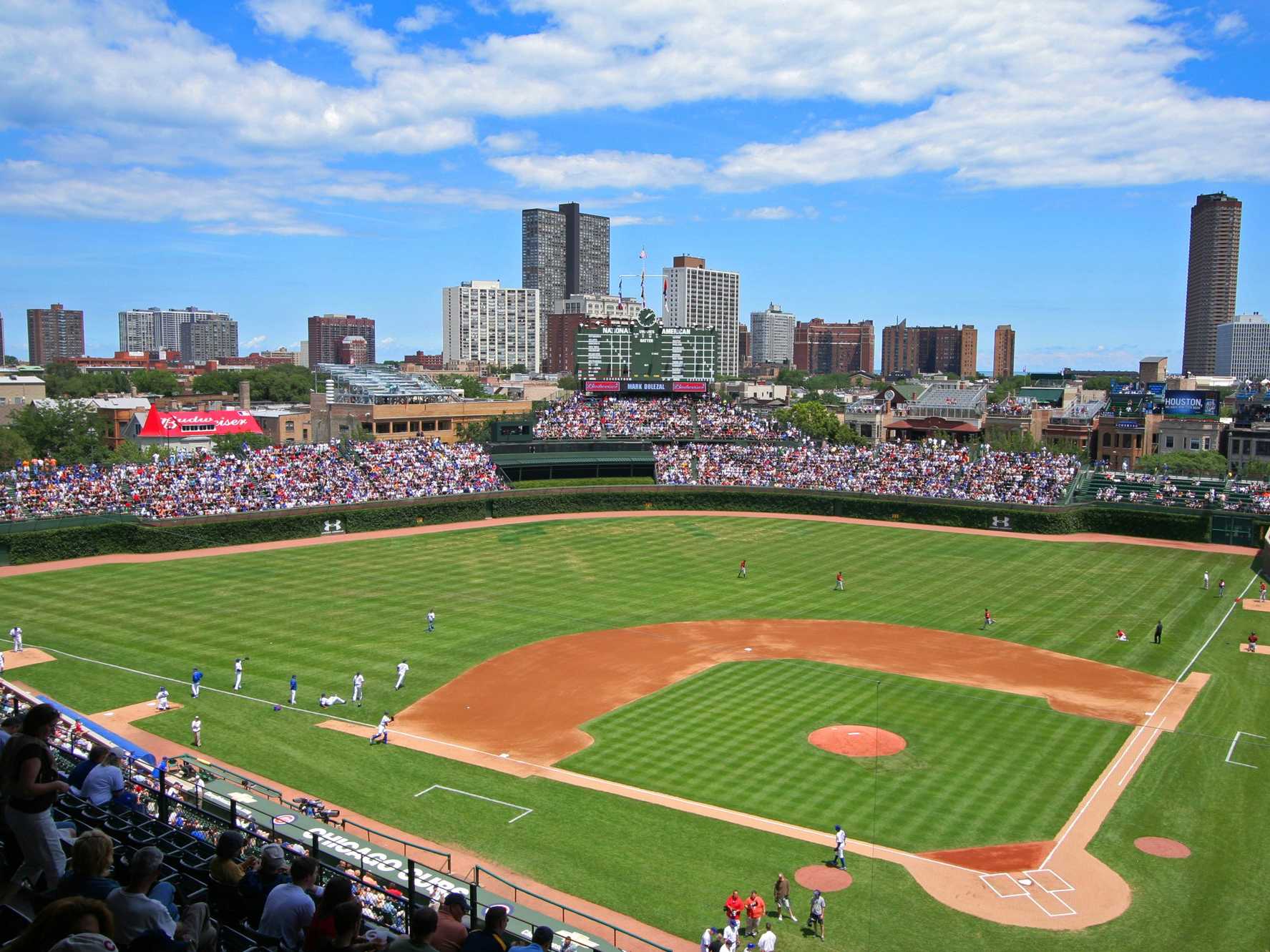 47+] Wrigley Field Ivy Wallpaper - WallpaperSafari