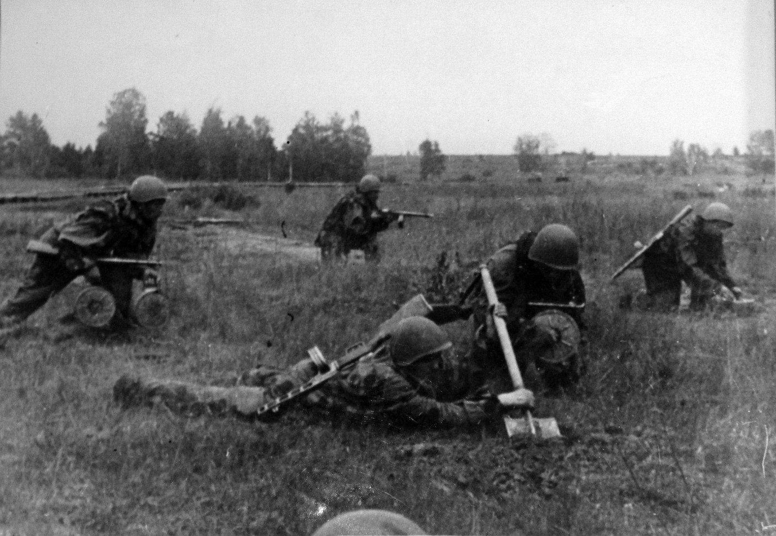 1600x1106 Vietnam War HD Wallpaper and Background Image